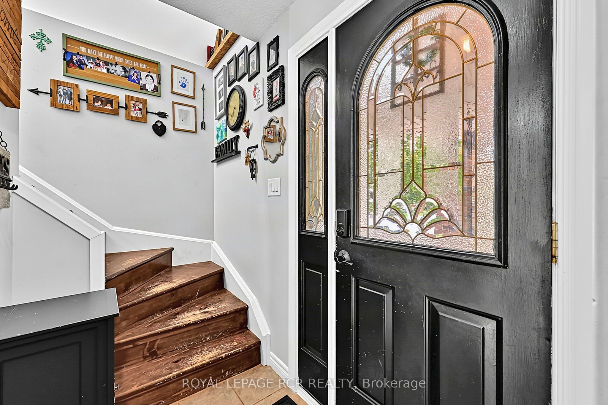 169 Mackenzie Street Property Photo 5