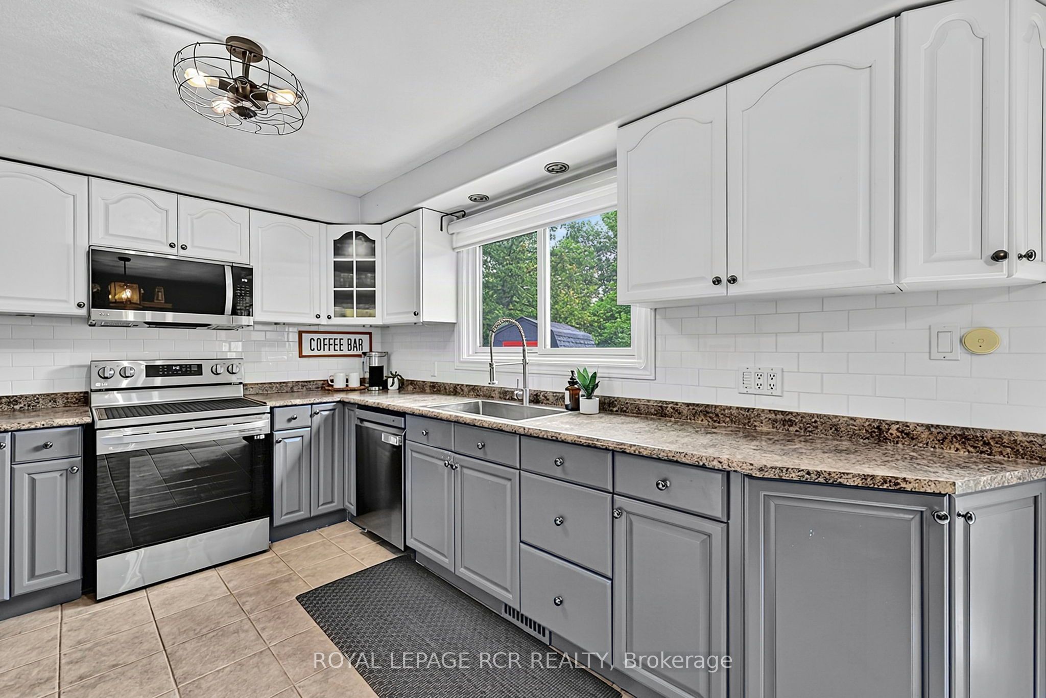 169 Mackenzie Street Property Photo 15