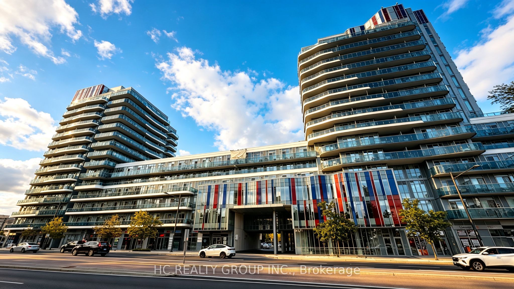 9471 Yonge Street 641 Property Photo 1