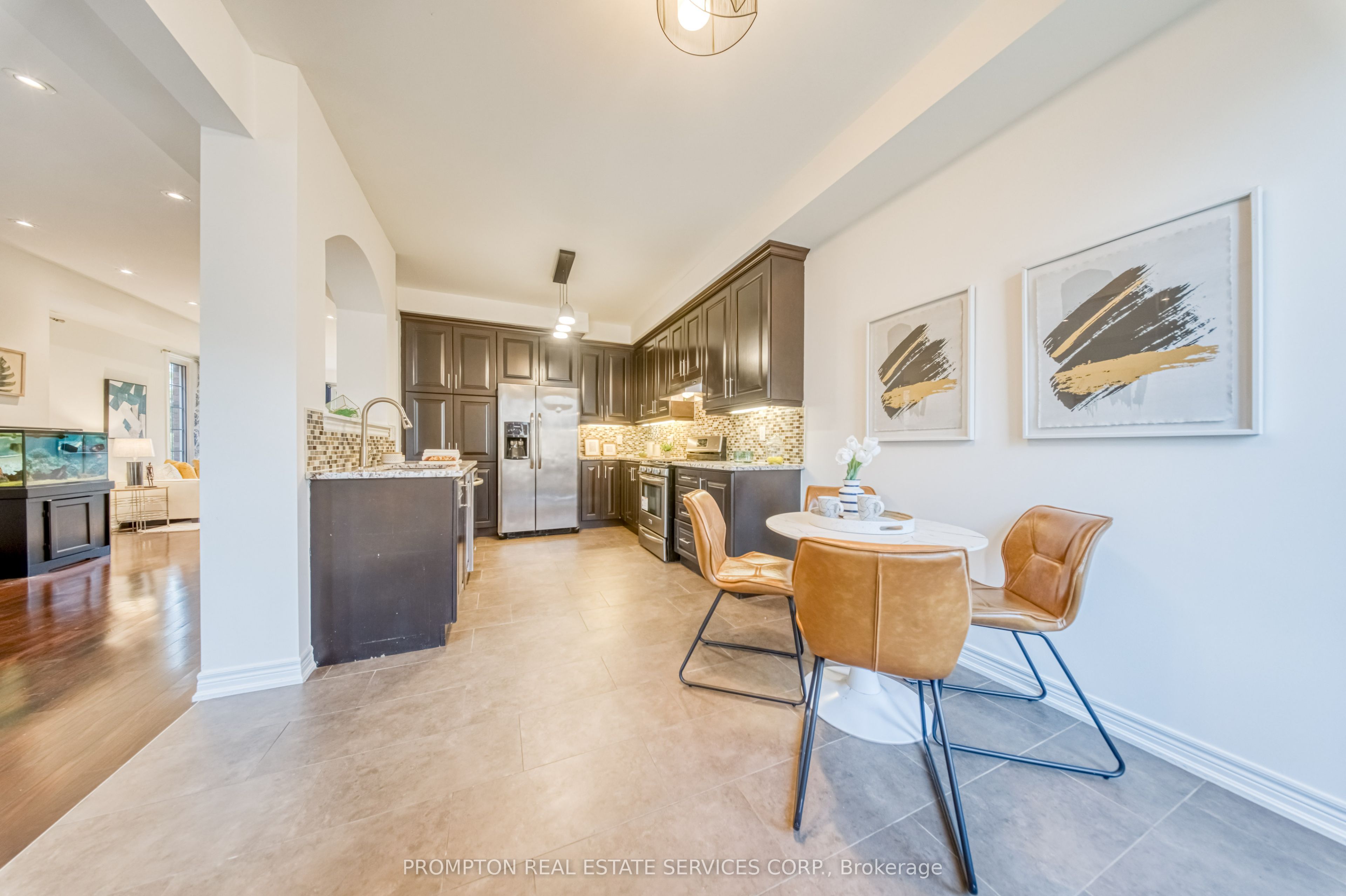2762 Donald Cousens Parkway Property Photo 15