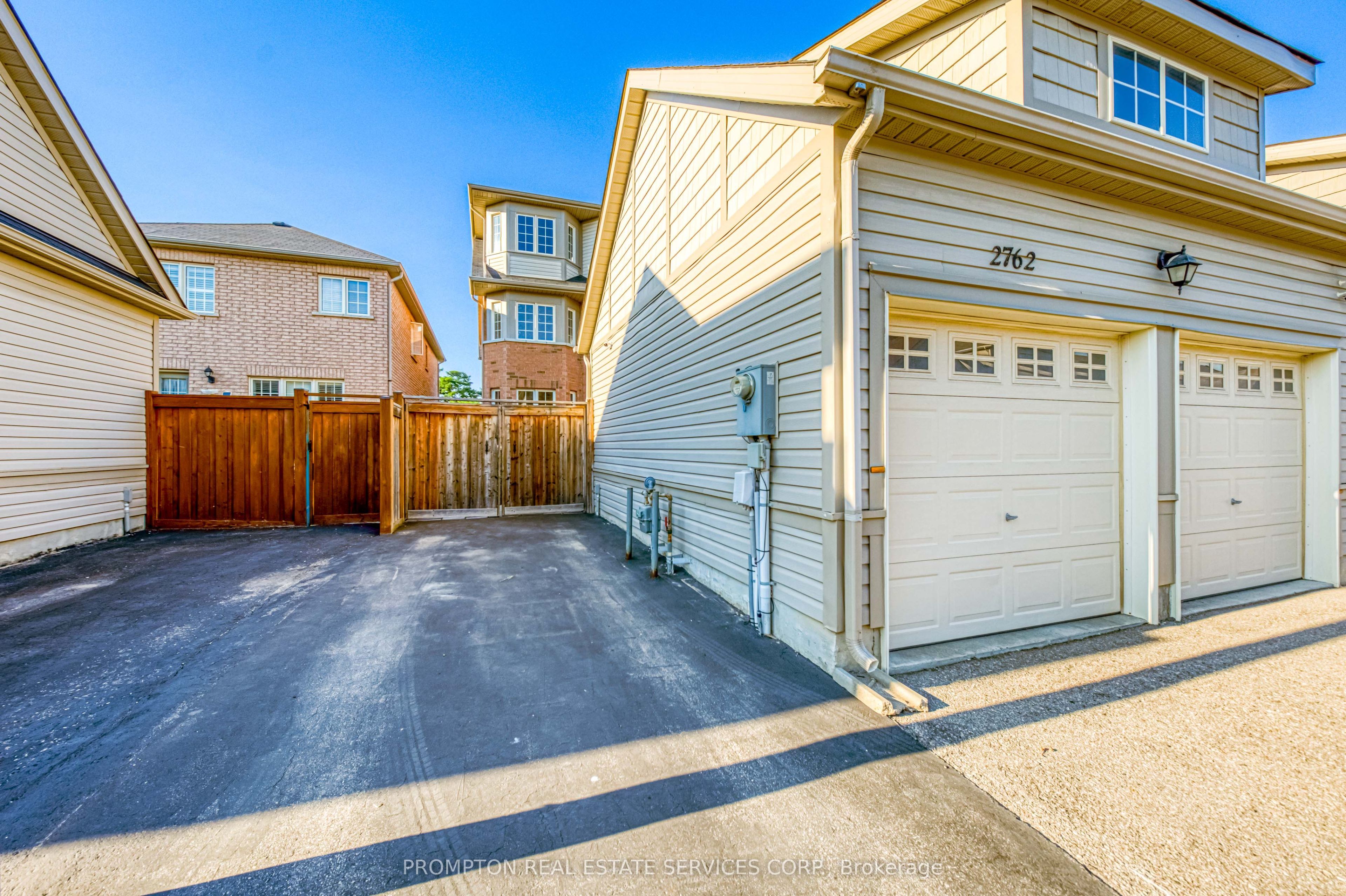 2762 Donald Cousens Parkway Property Photo 40