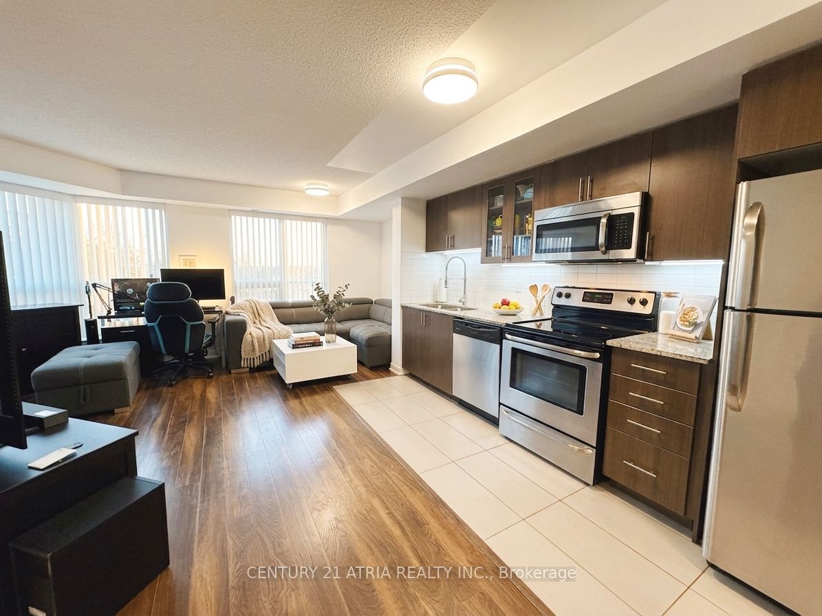75 Norman Bethune Avenue 310 Property Photo 2