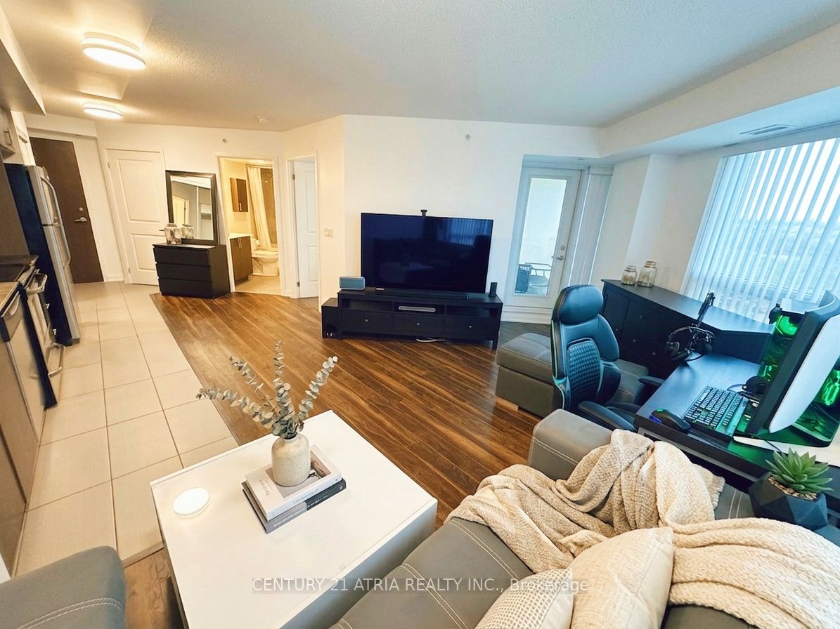 75 Norman Bethune Avenue 310 Property Photo 3