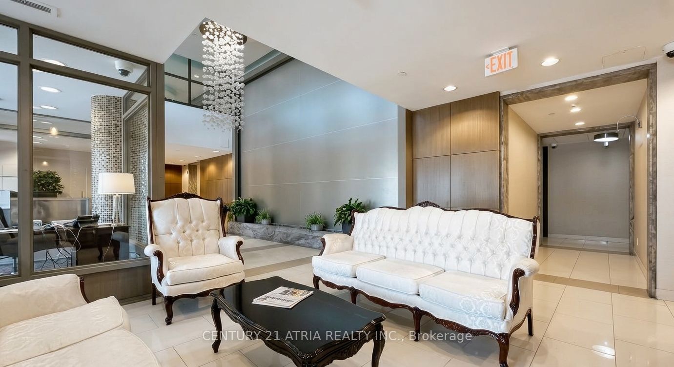 75 Norman Bethune Avenue 310 Property Photo 13