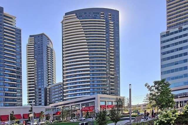 7161 Yonge Street 820 Property Photo 1