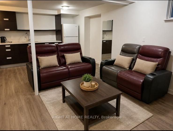 37 Cherry Hills Road #02 Property Photo 5