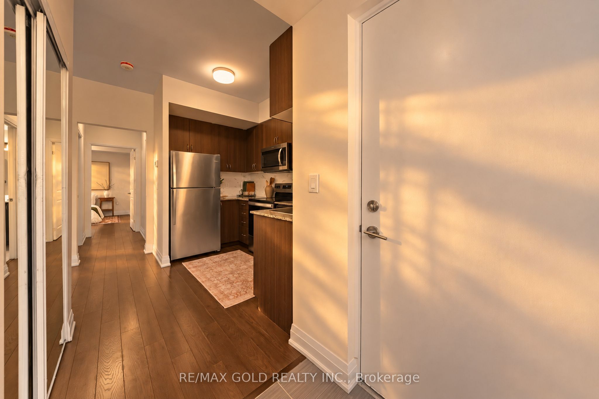 18 Coles Avenue 602 Property Photo 5