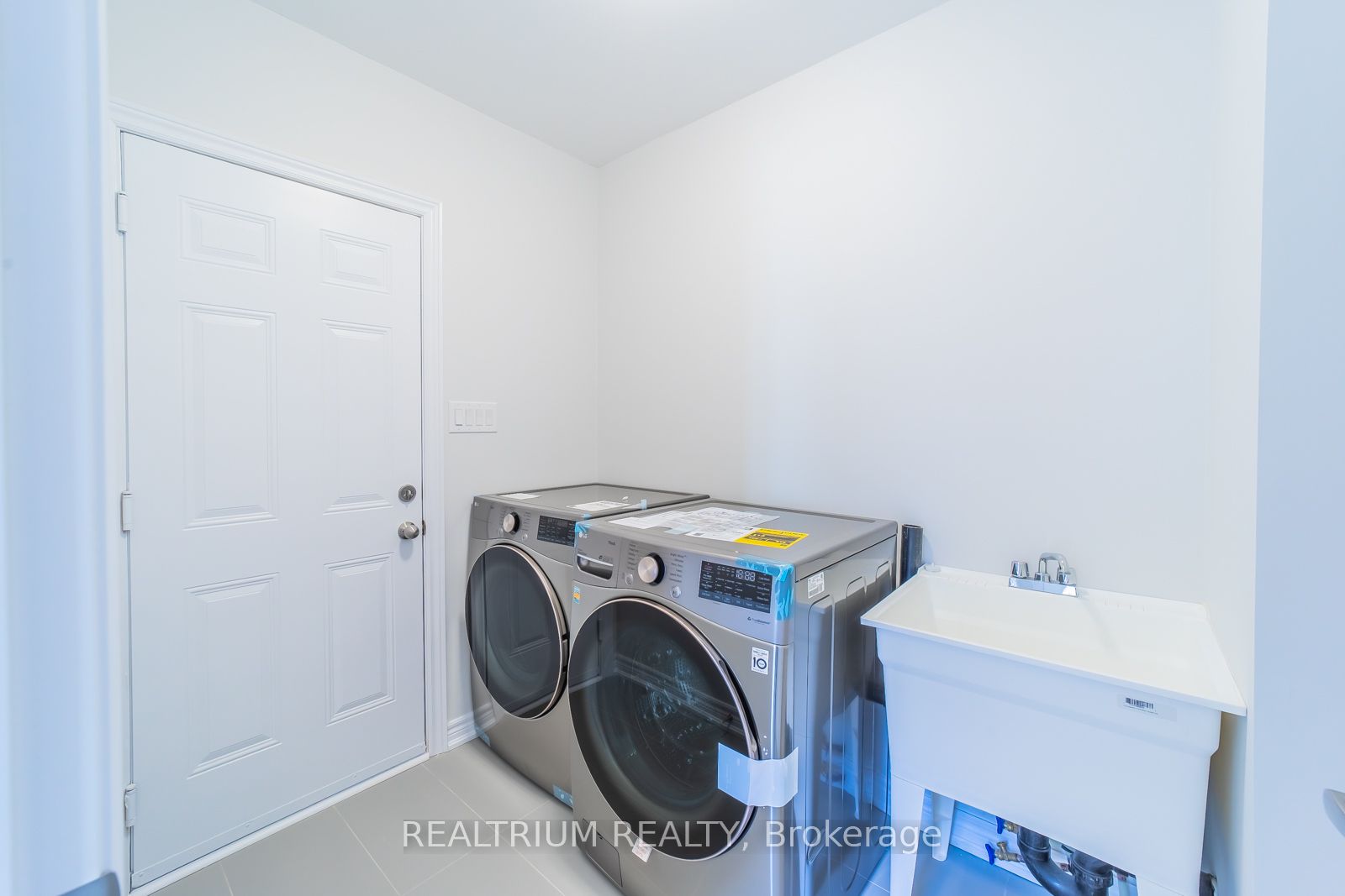 174 Webb Street Property Photo 11