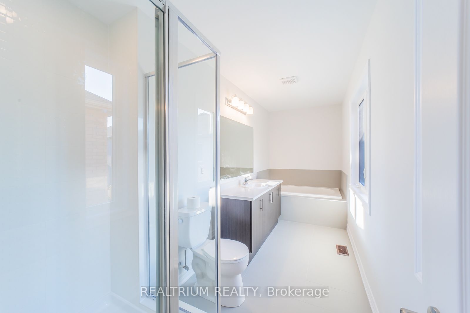174 Webb Street Property Photo 15