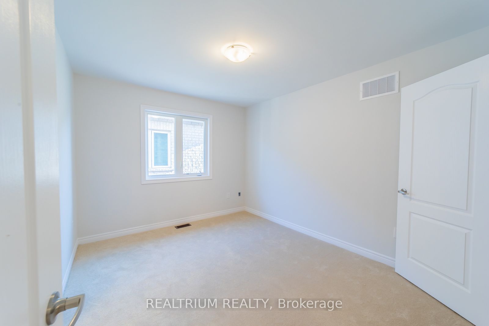 174 Webb Street Property Photo 16
