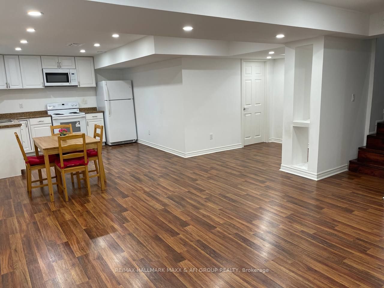 53 Froud Drive Bsmt Property Photo 16