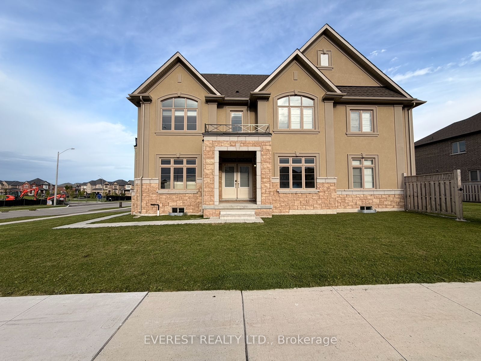 1105 Cole Street Property Photo 1