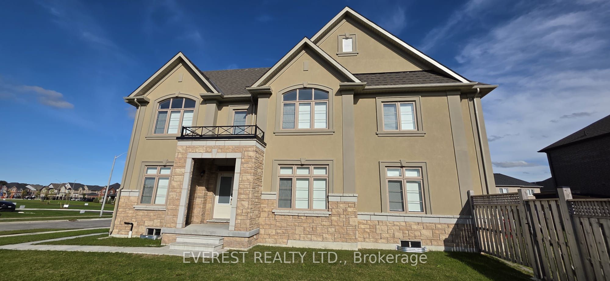 1105 Cole Street Property Photo 1