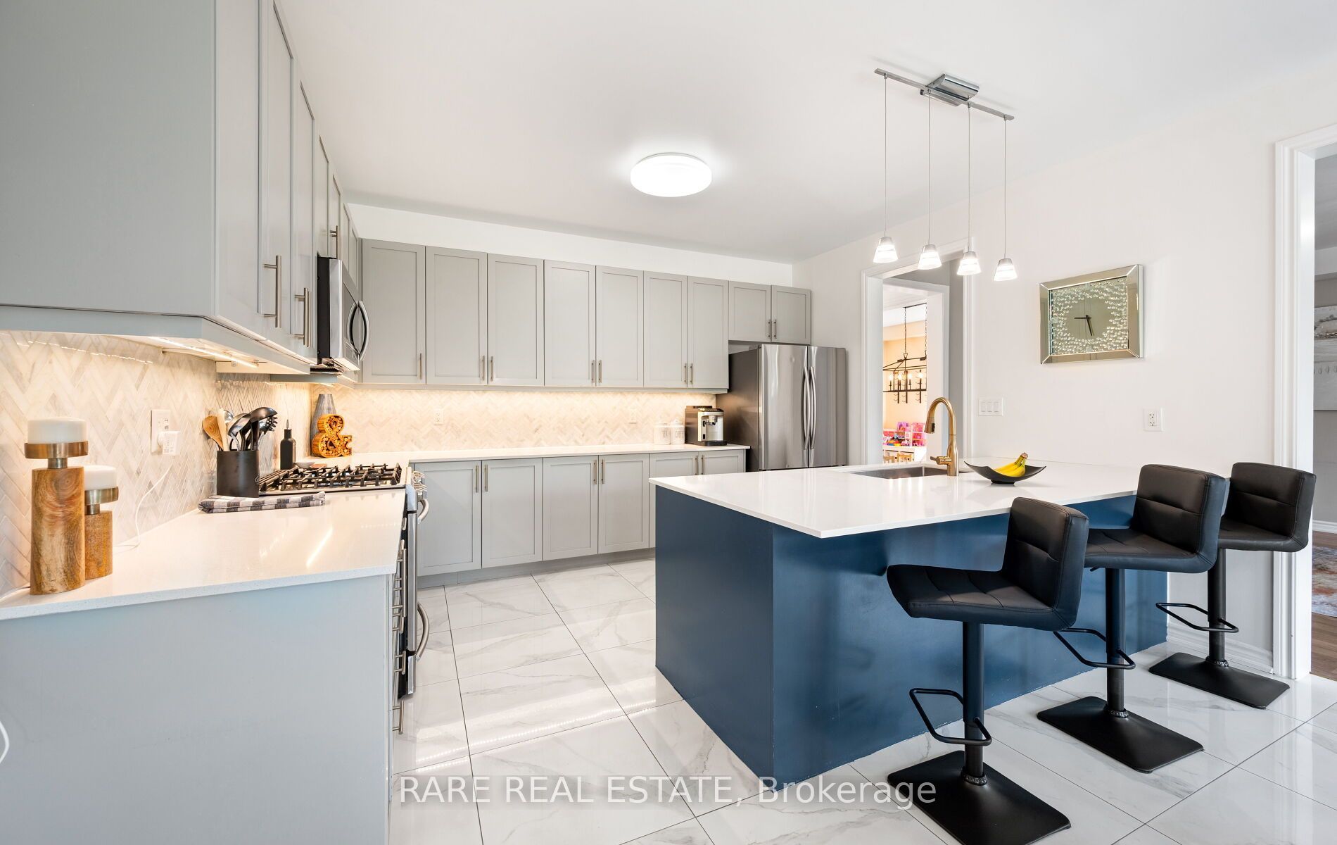 42 Hackett Street Property Photo 13