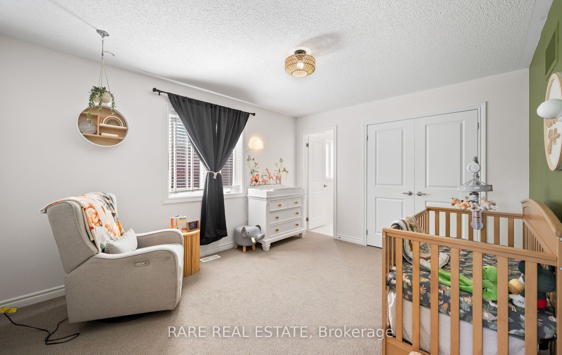 42 Hackett Street Property Photo 24