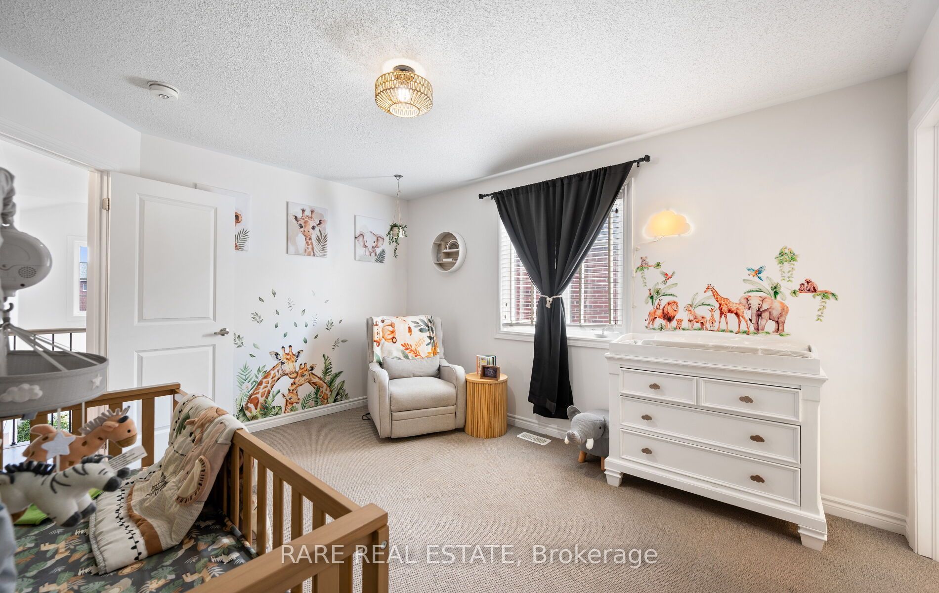 42 Hackett Street Property Photo 25