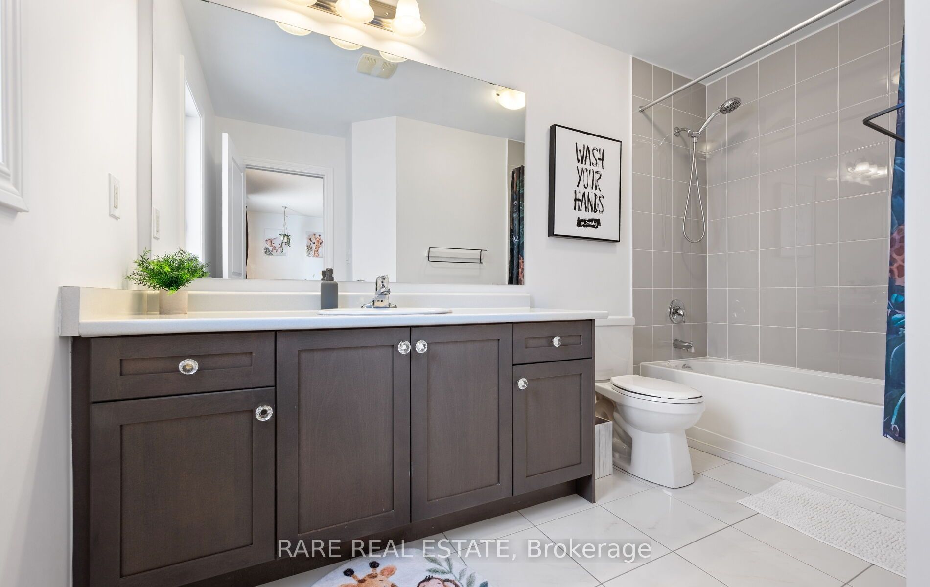 42 Hackett Street Property Photo 27
