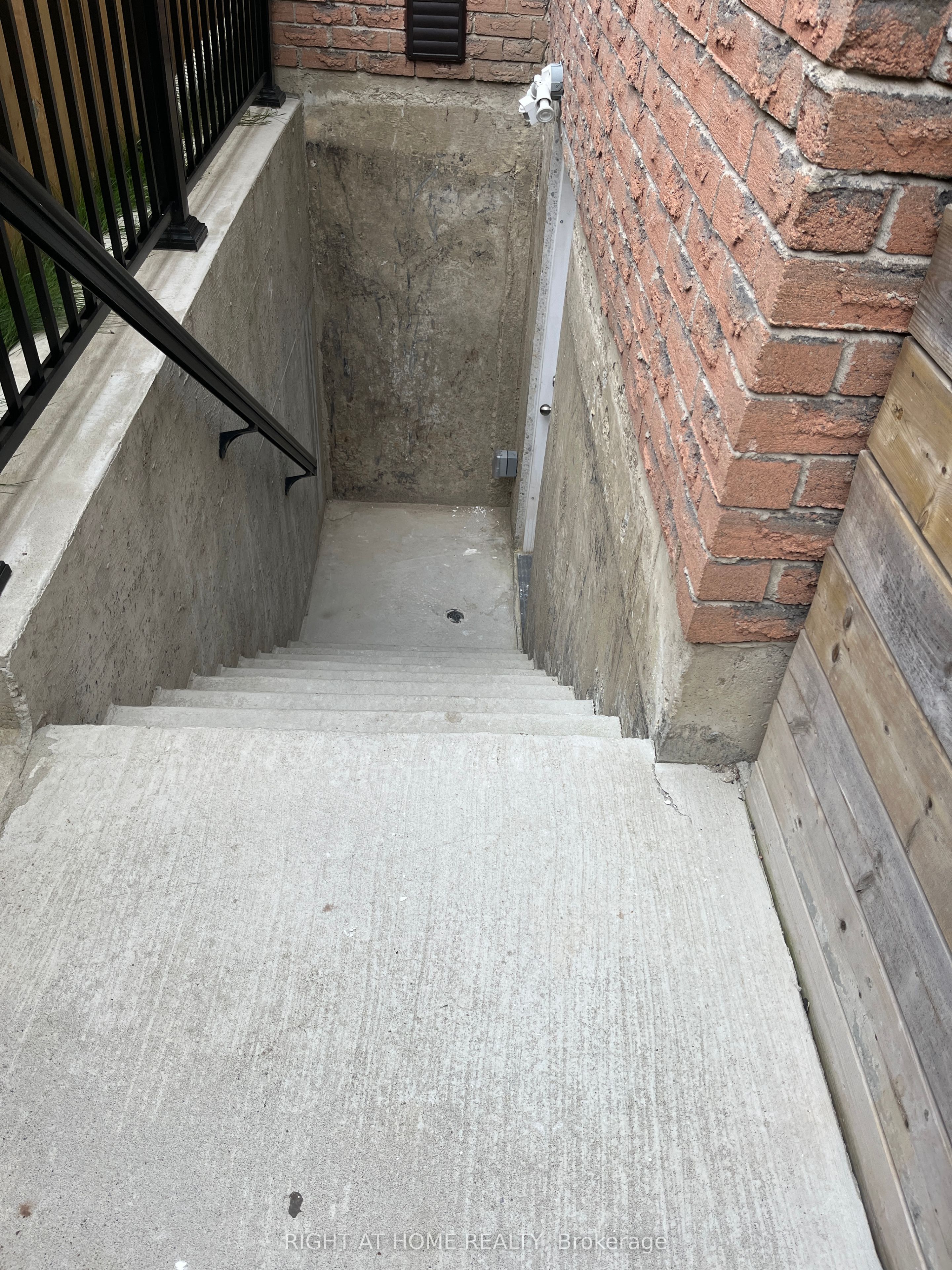 45 Stiver Drive Property Photo 2