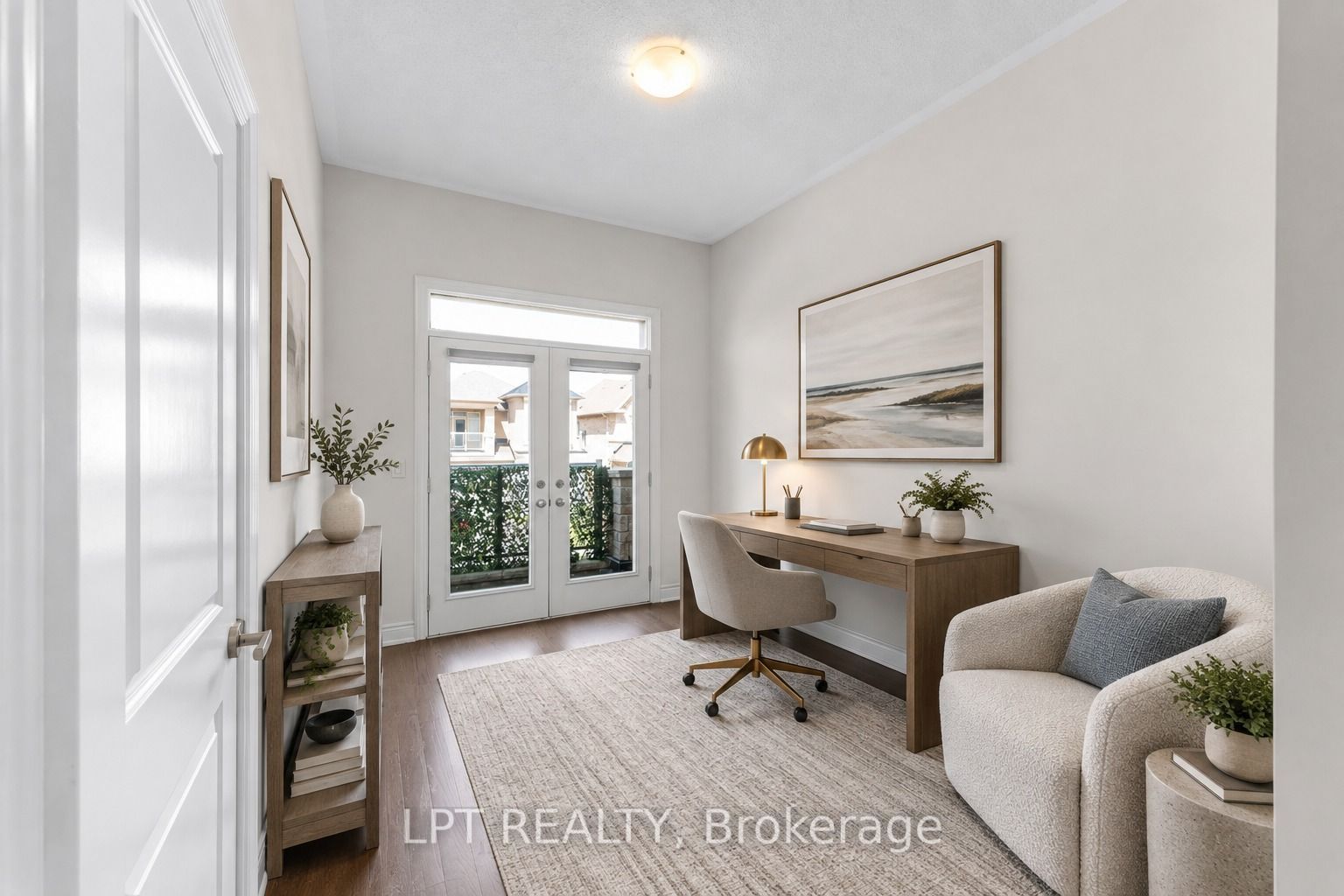 33 Mondial Crescent Property Photo 12