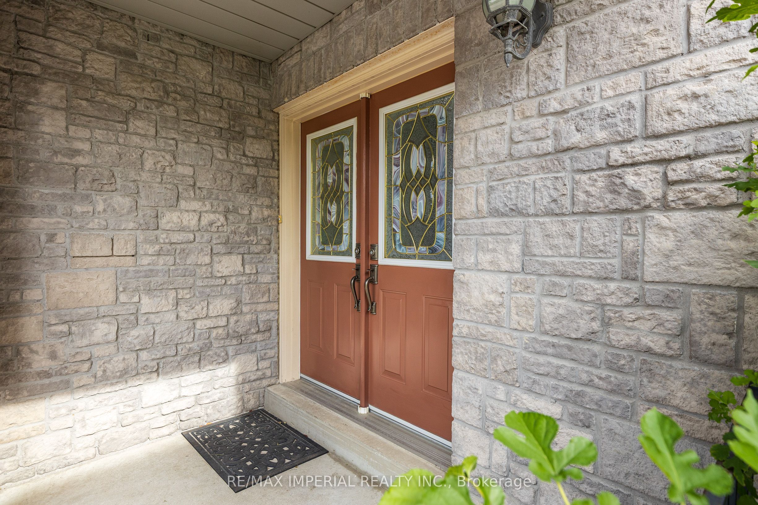 145 Blue Willow Drive Property Photo 2
