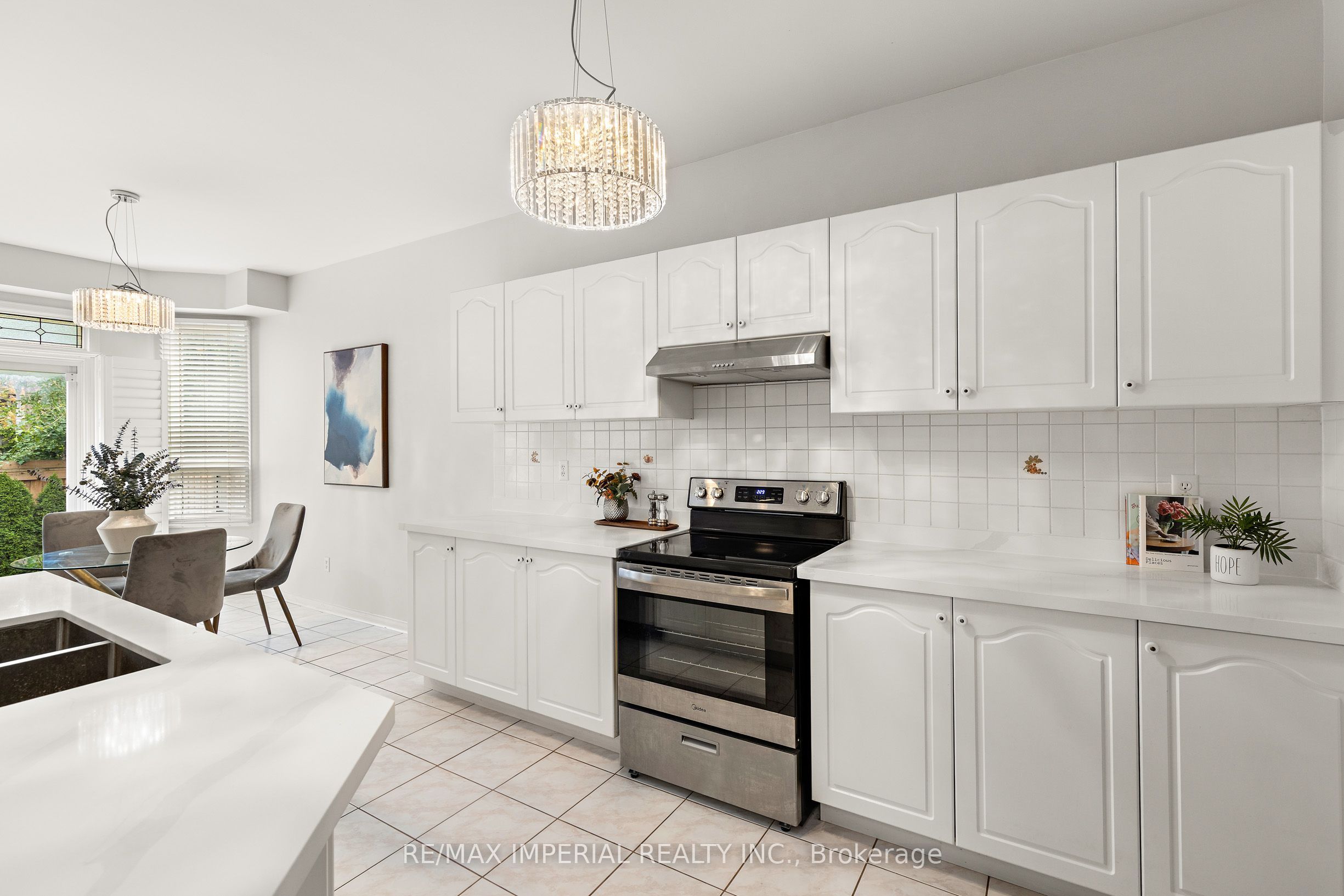 145 Blue Willow Drive Property Photo 11