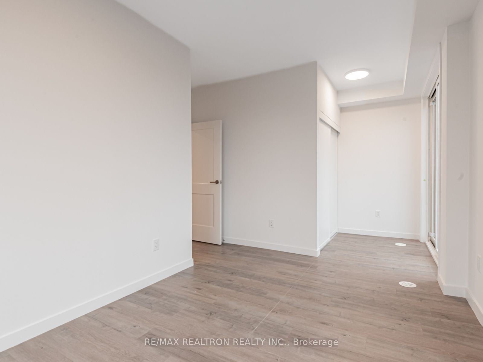 117 Marydale Avenue 31 Property Photo 24