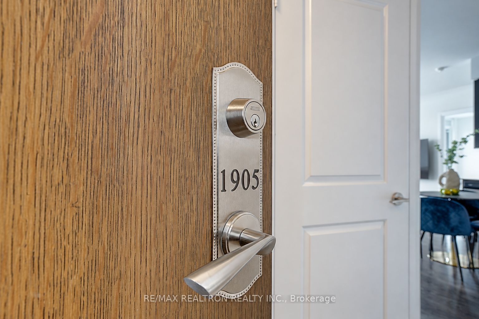 9560 Markham Road 1905 Property Photo 2
