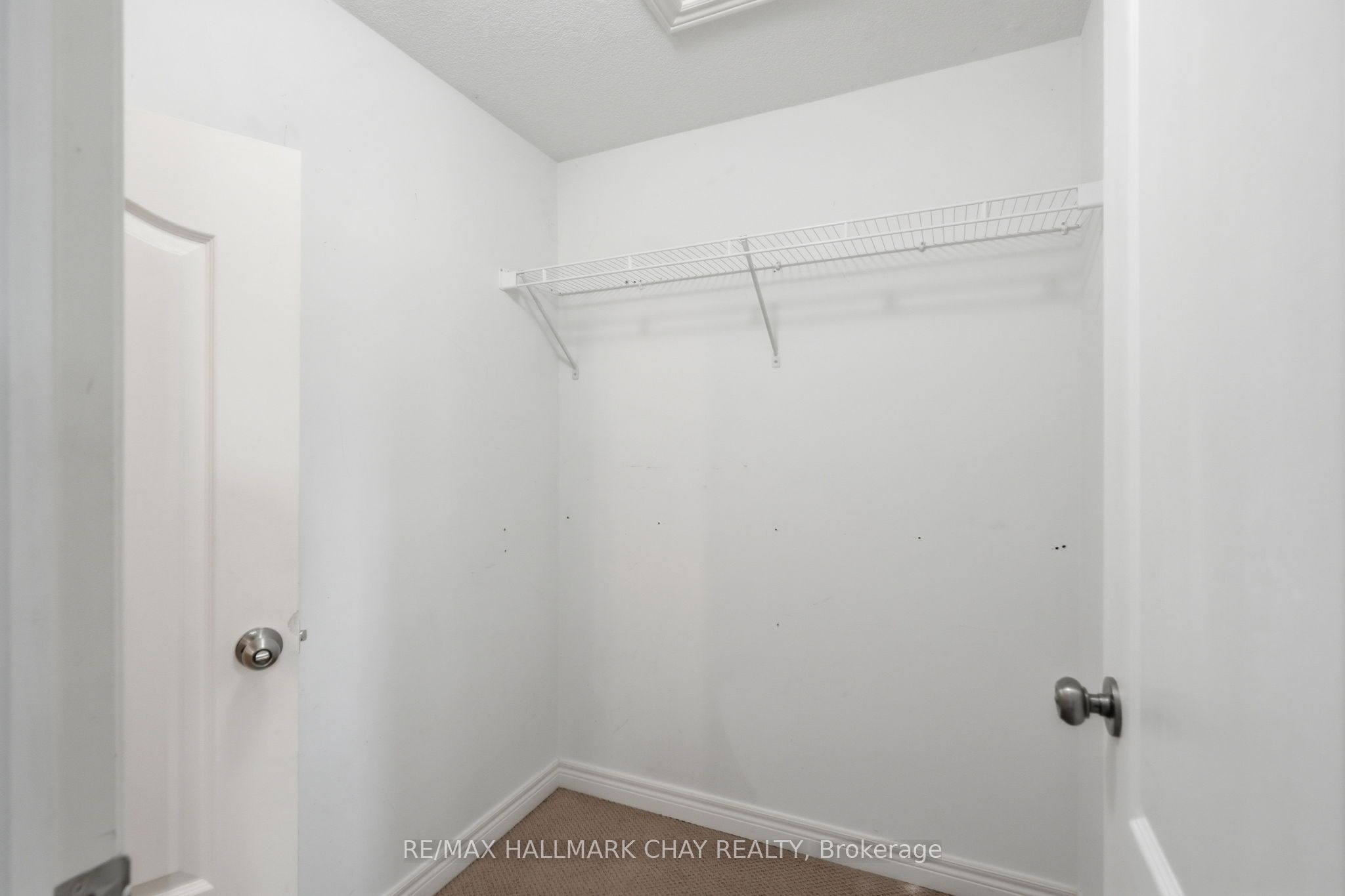 17 Armeda Clow Crescent Property Photo 26