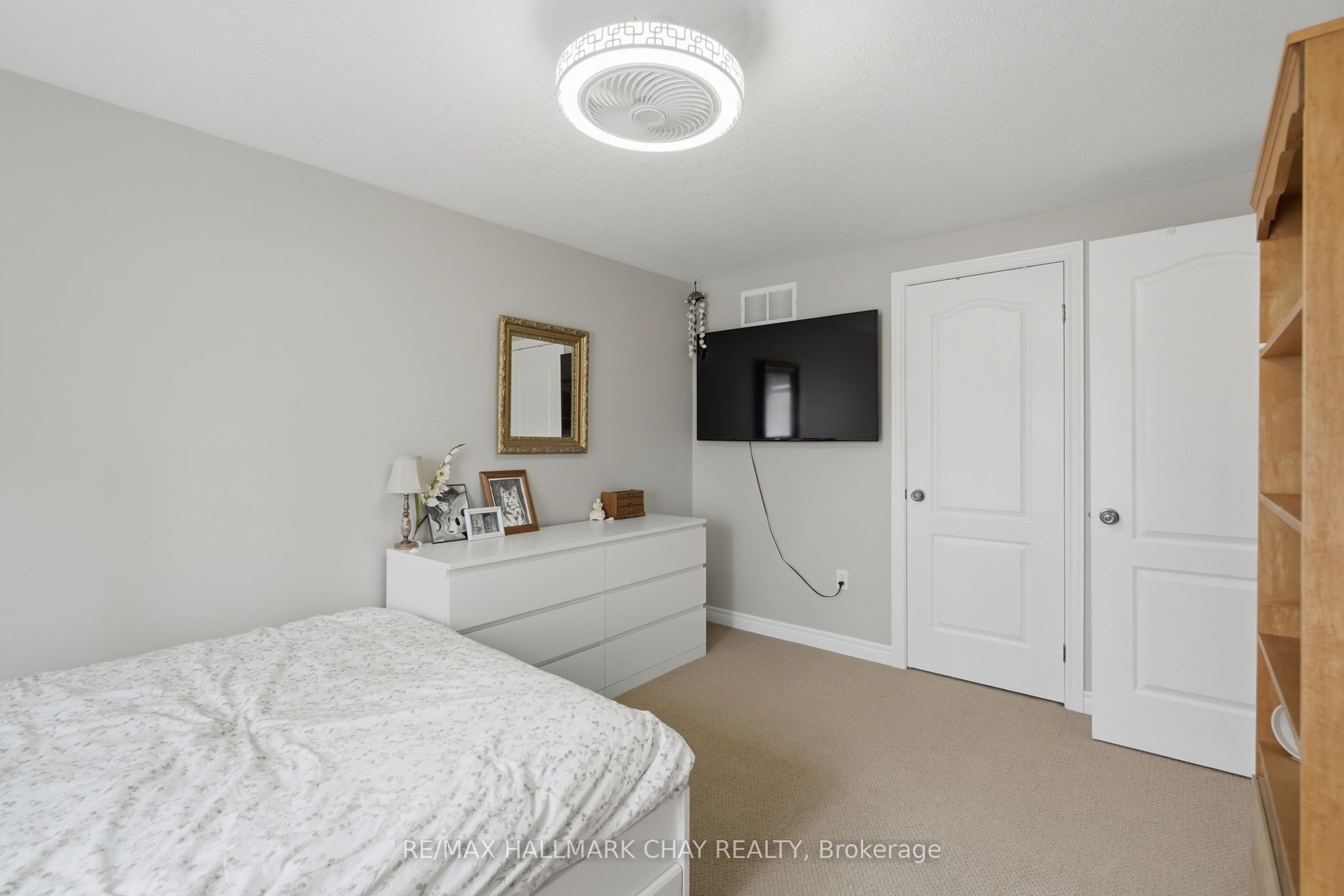 17 Armeda Clow Crescent Property Photo 31