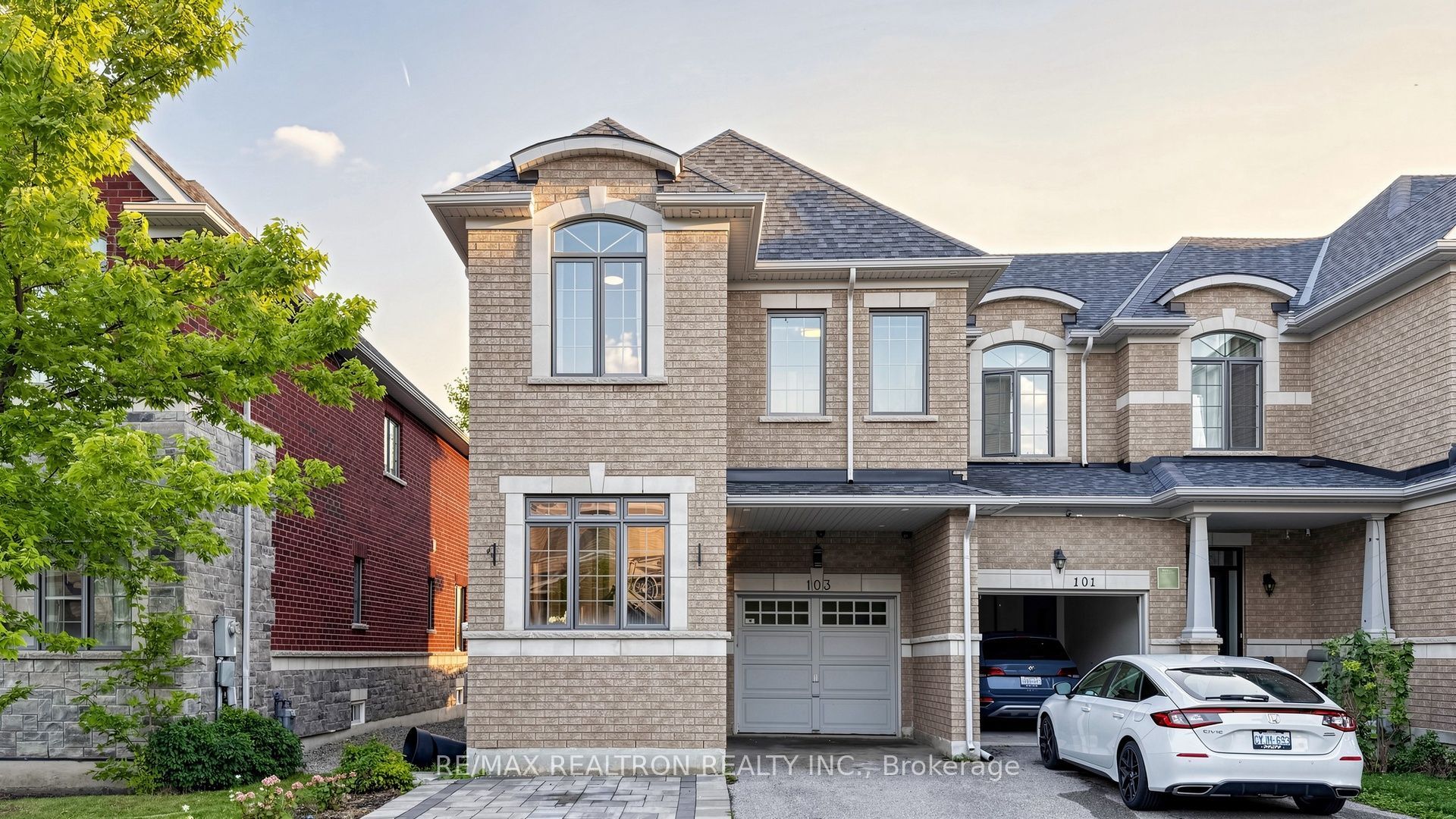 103 Alexie Way Property Photo 1