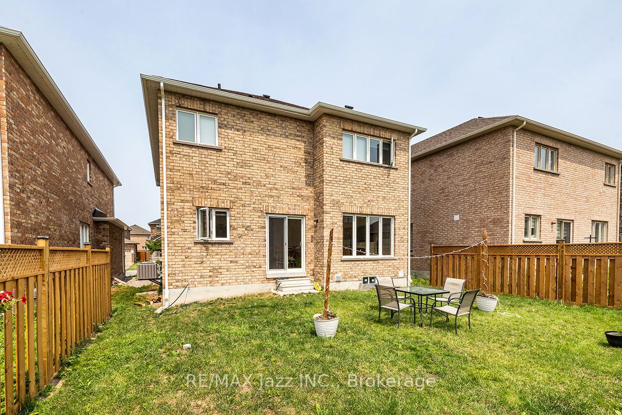 23 Furniss Street Property Photo 31