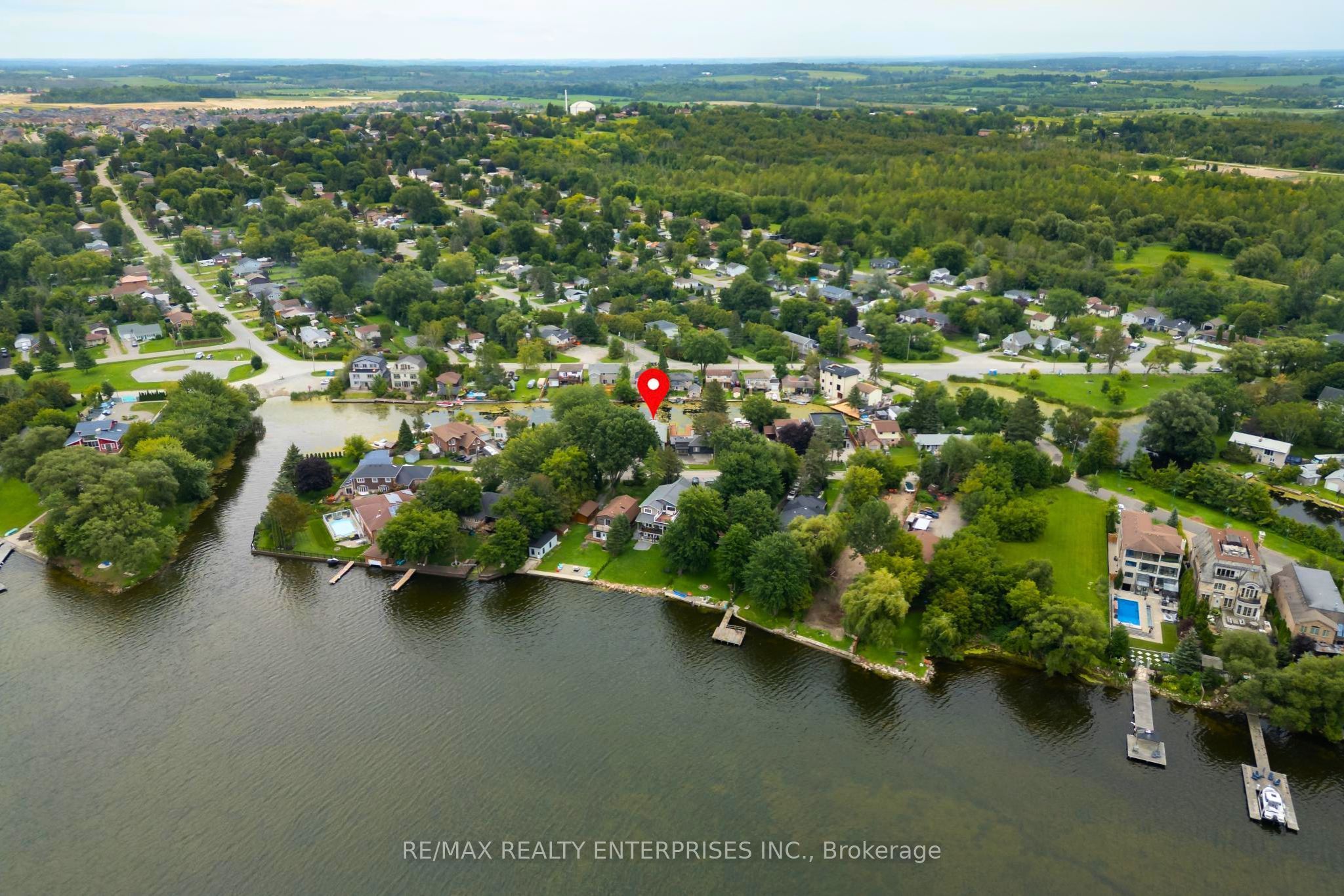 35 Shirlea Boulevard Property Photo 3