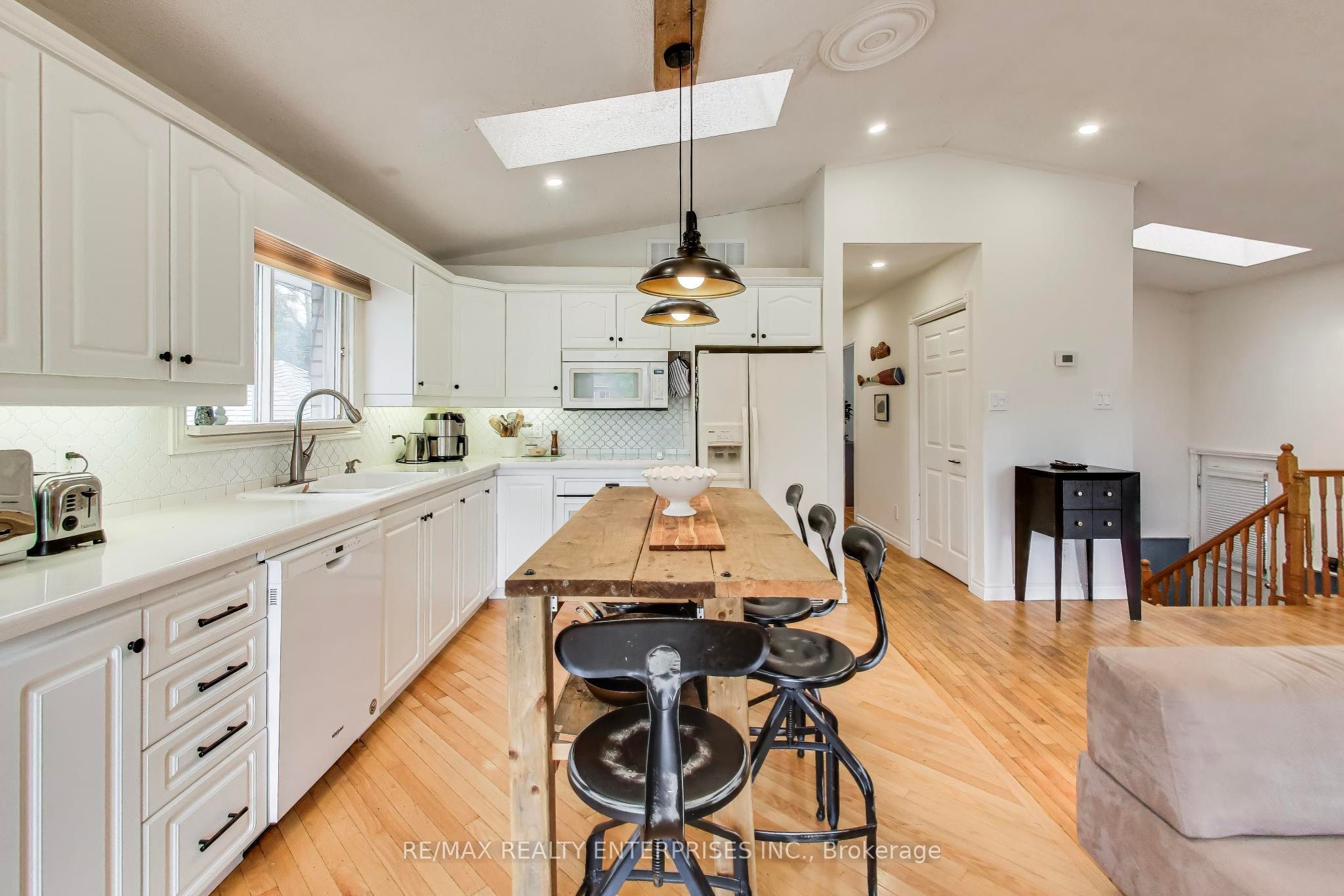 35 Shirlea Boulevard Property Photo 10