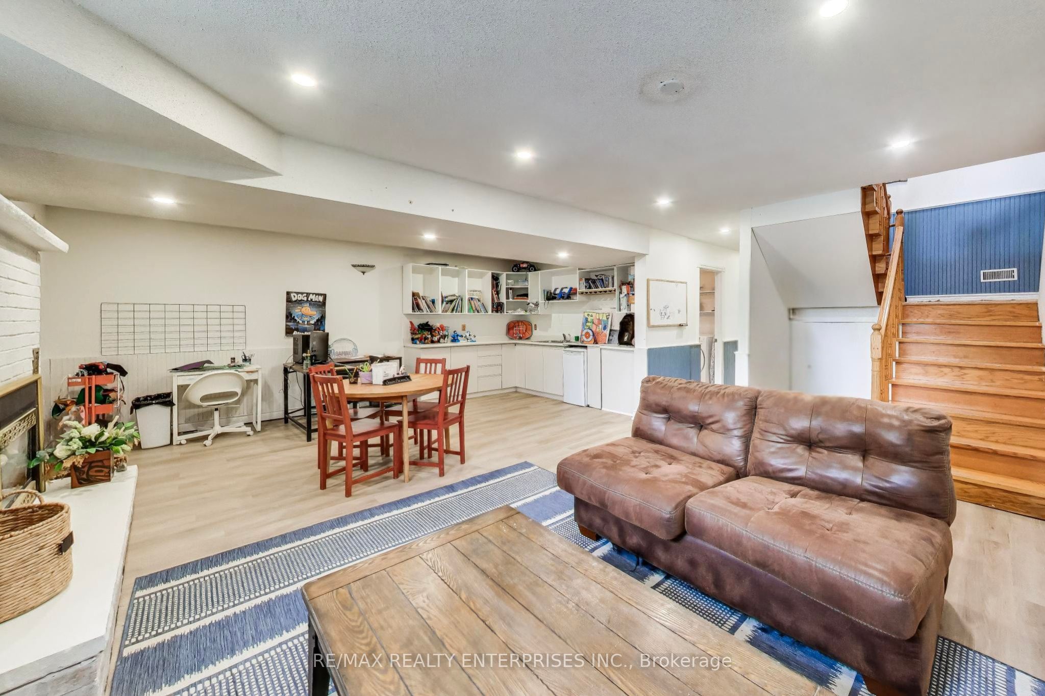 35 Shirlea Boulevard Property Photo 19