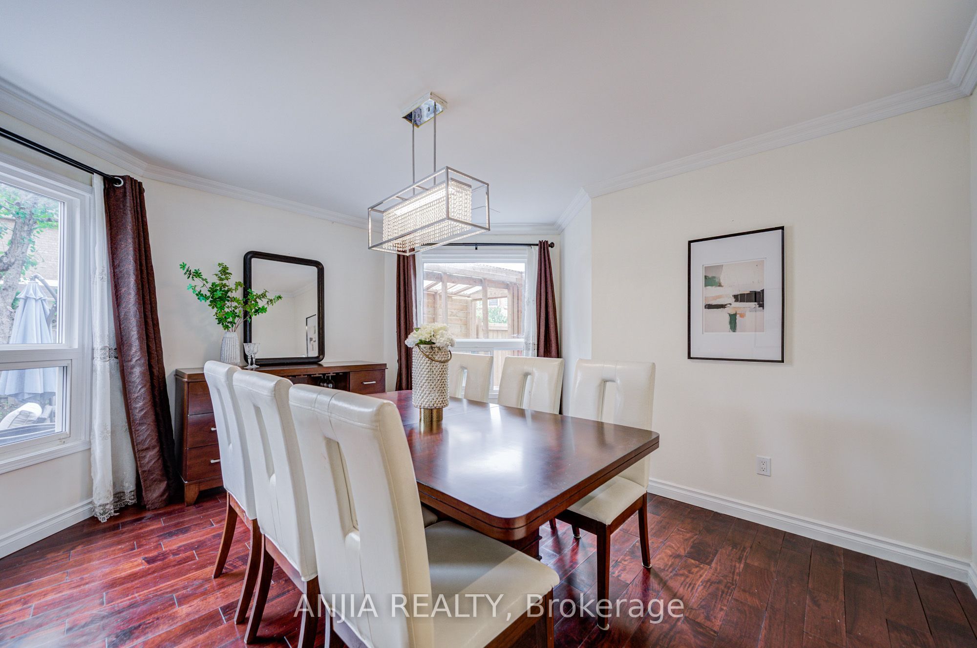 39 Millcroft Way Property Photo 16