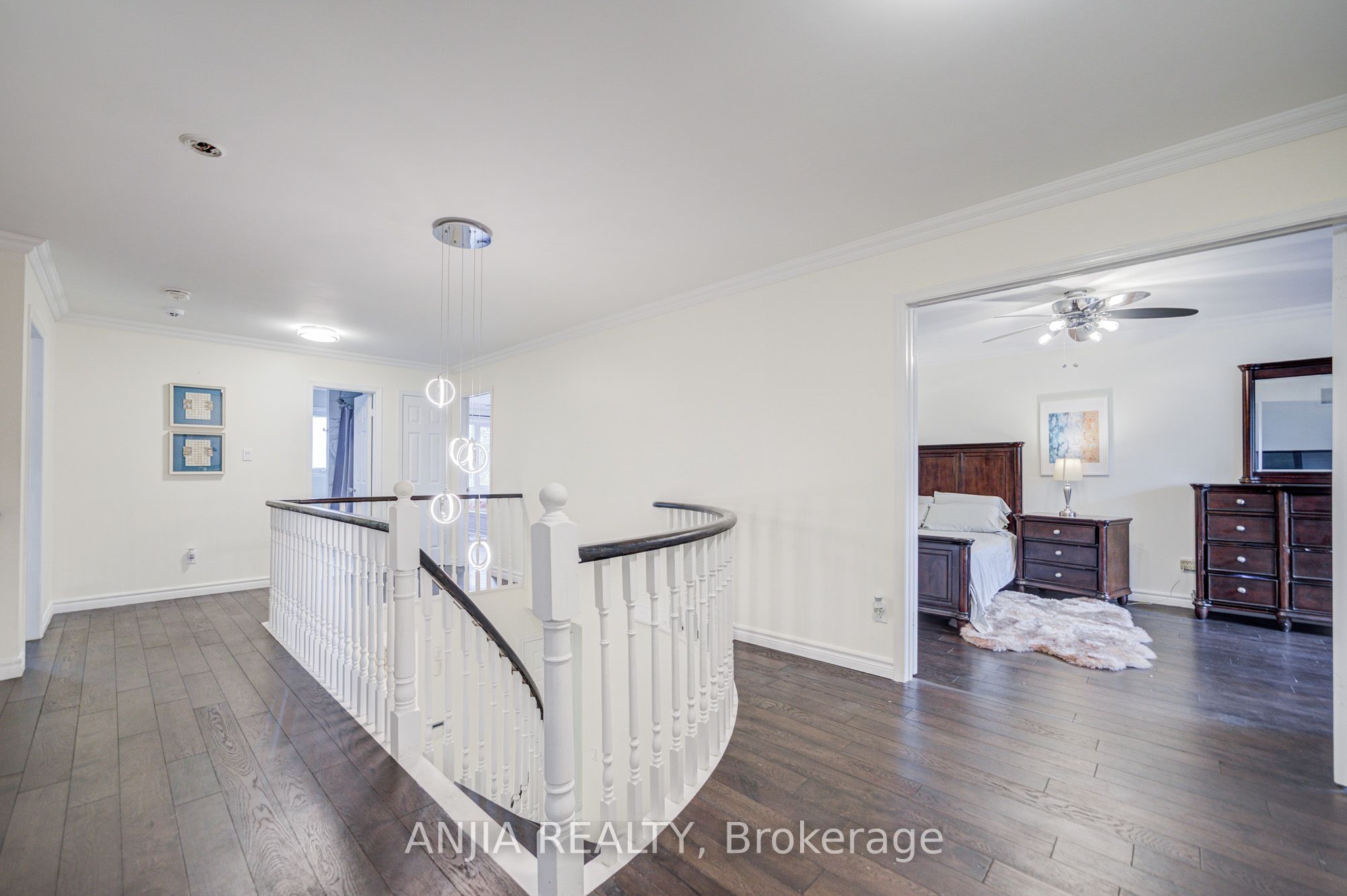 39 Millcroft Way Property Photo 27