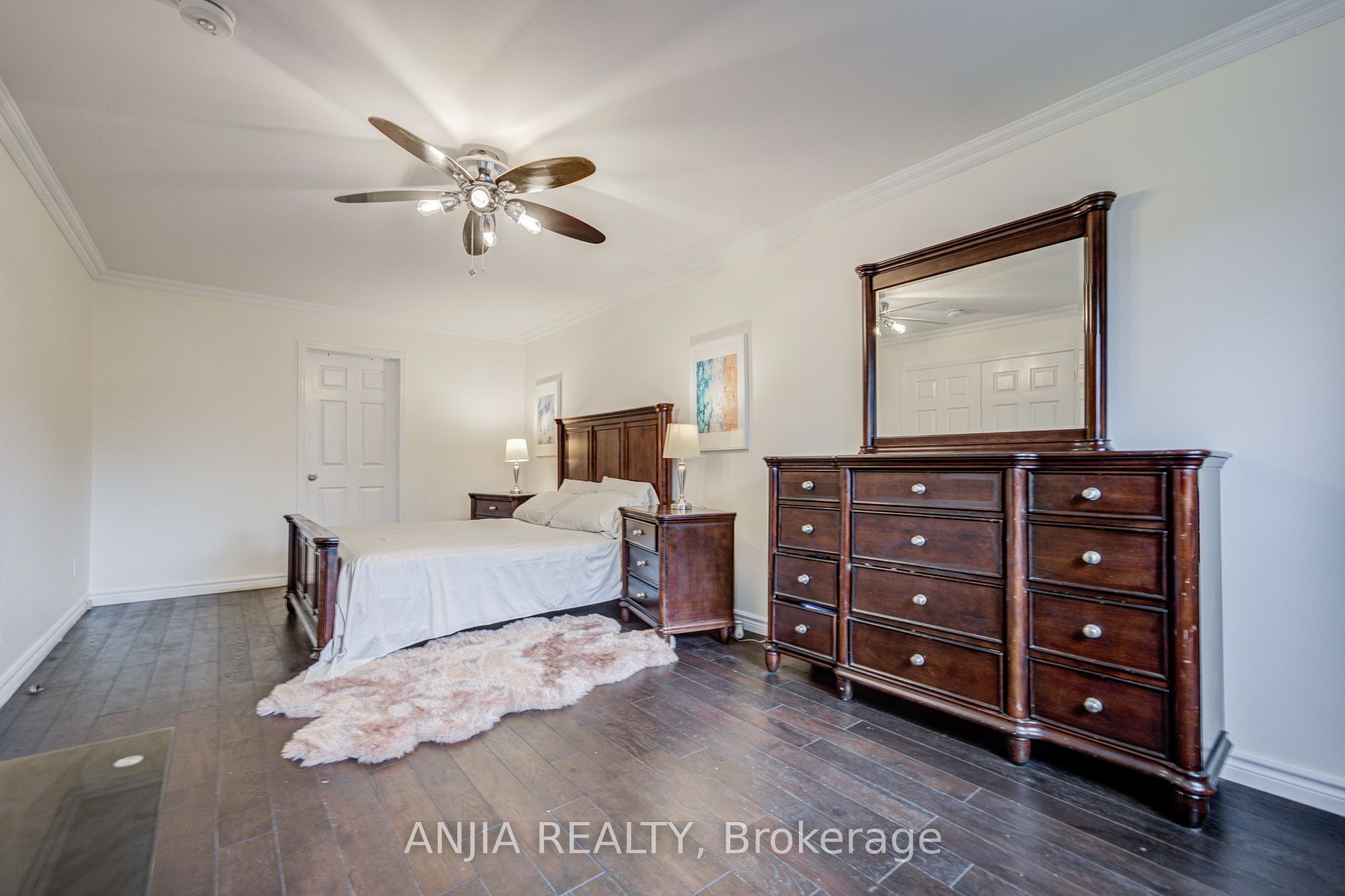 39 Millcroft Way Property Photo 28