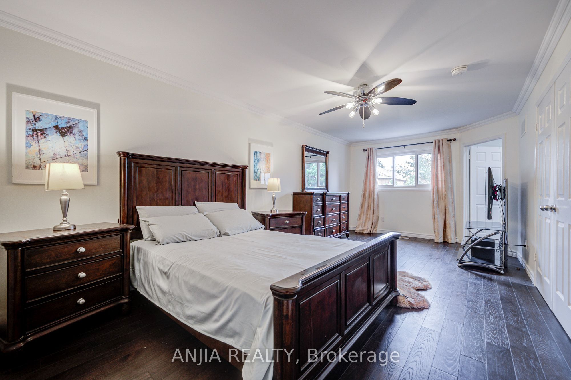39 Millcroft Way Property Photo 29