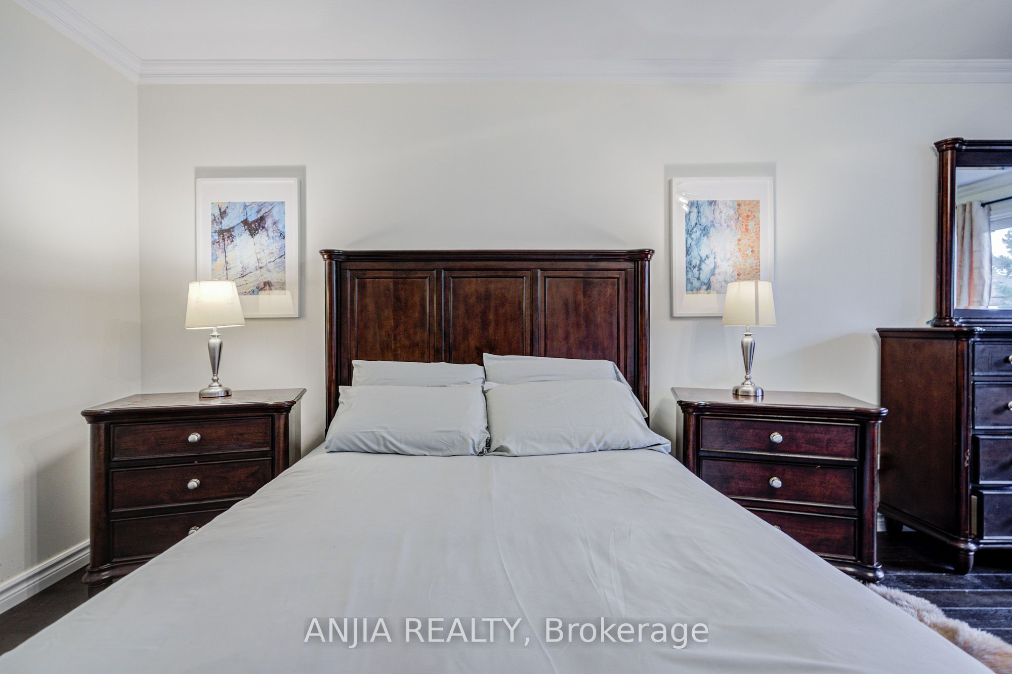 39 Millcroft Way Property Photo 30