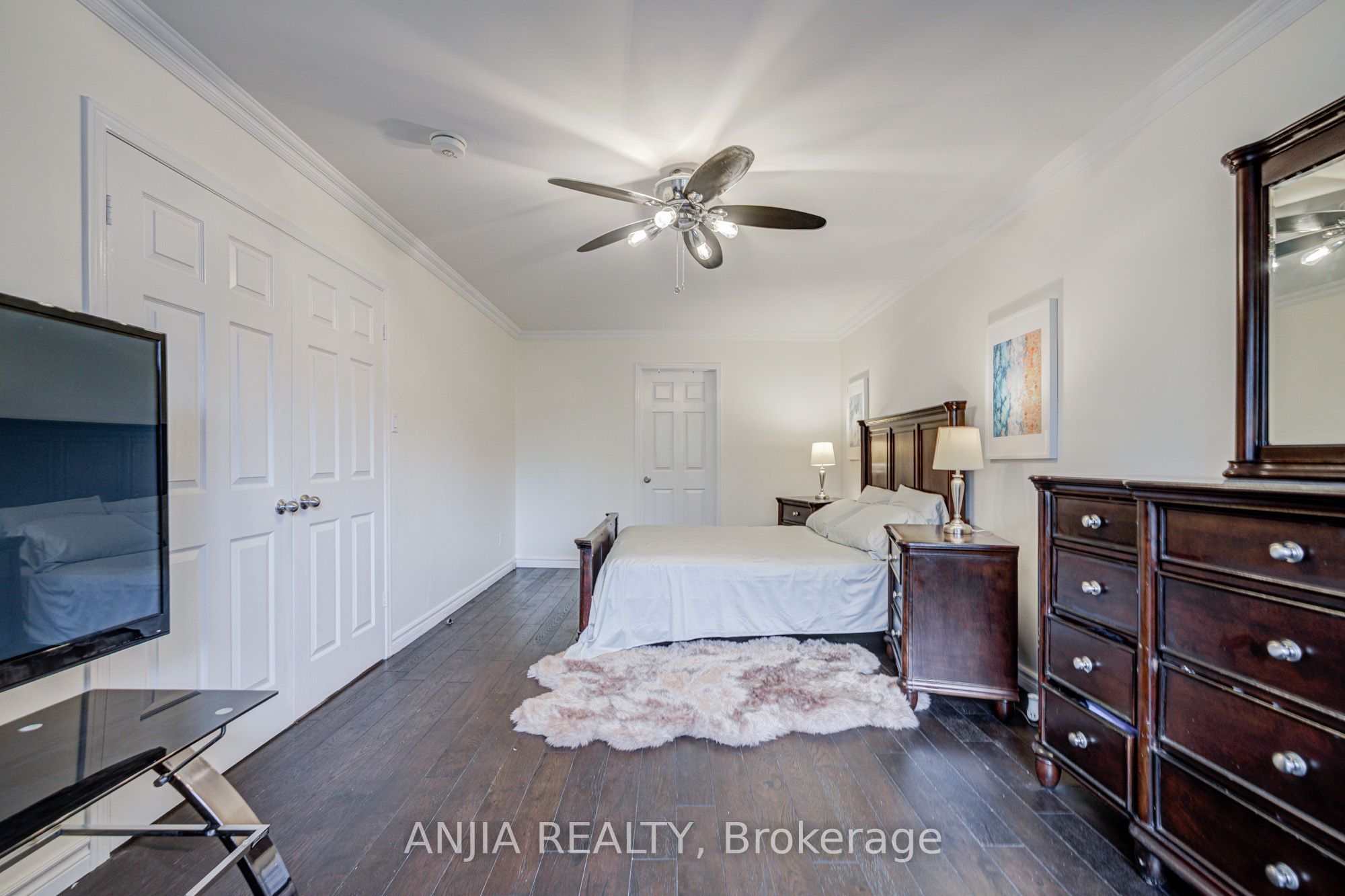39 Millcroft Way Property Photo 31