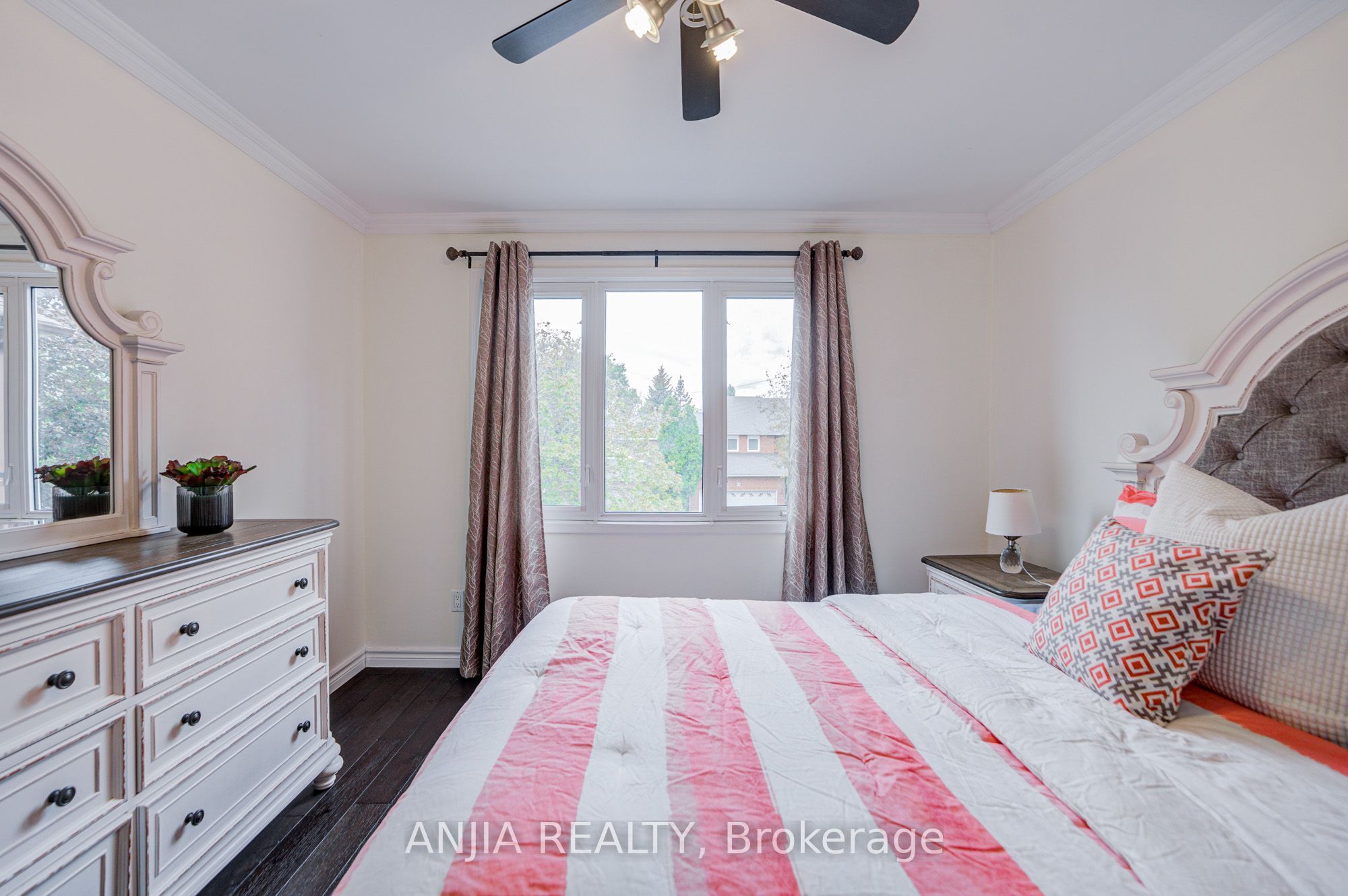 39 Millcroft Way Property Photo 36