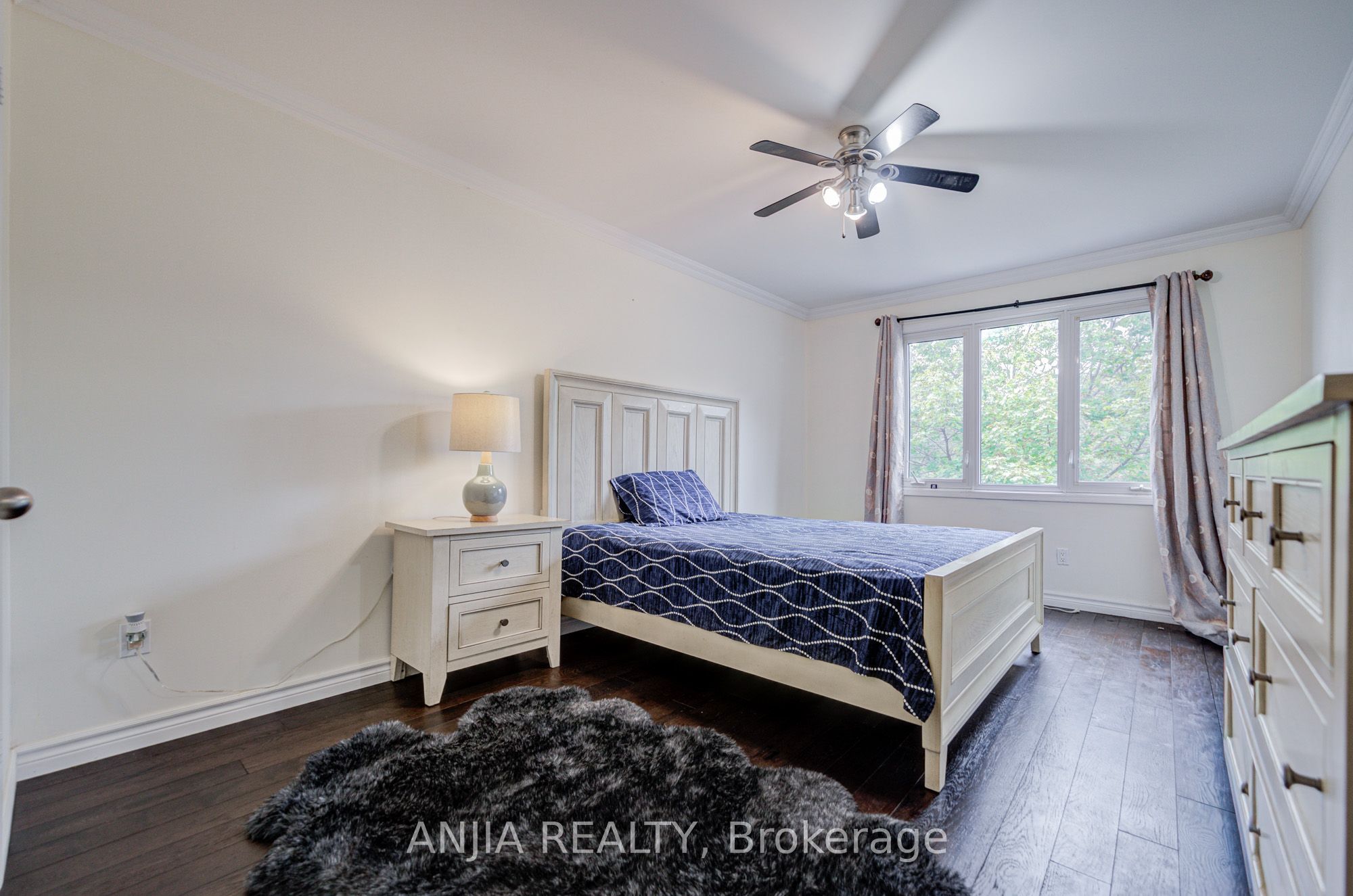 39 Millcroft Way Property Photo 37