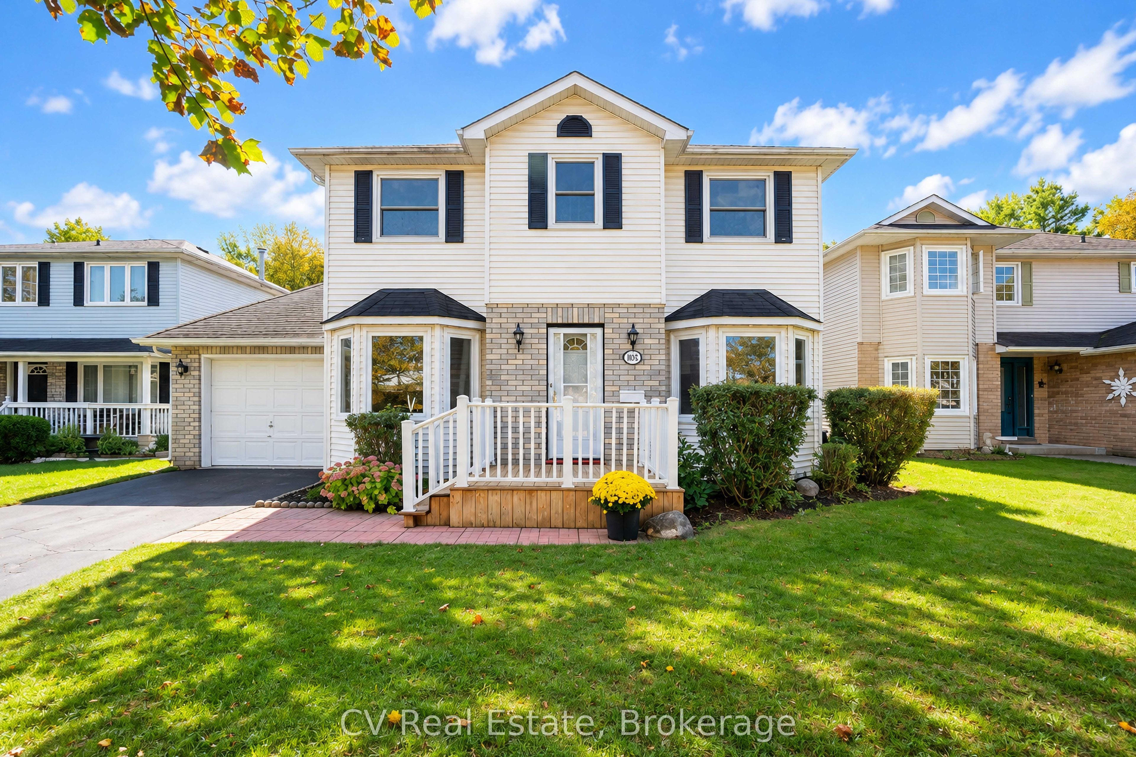 1025 Maclean Street Property Photo 1