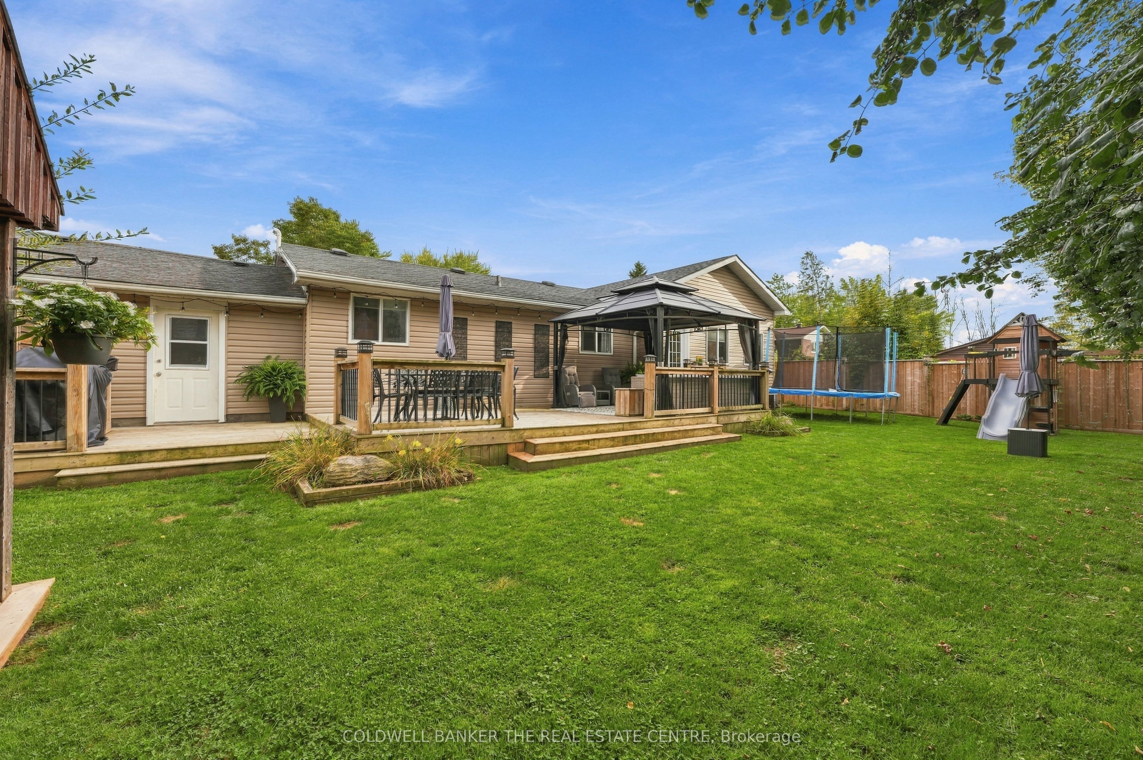 968 Metro Road N Property Photo 39
