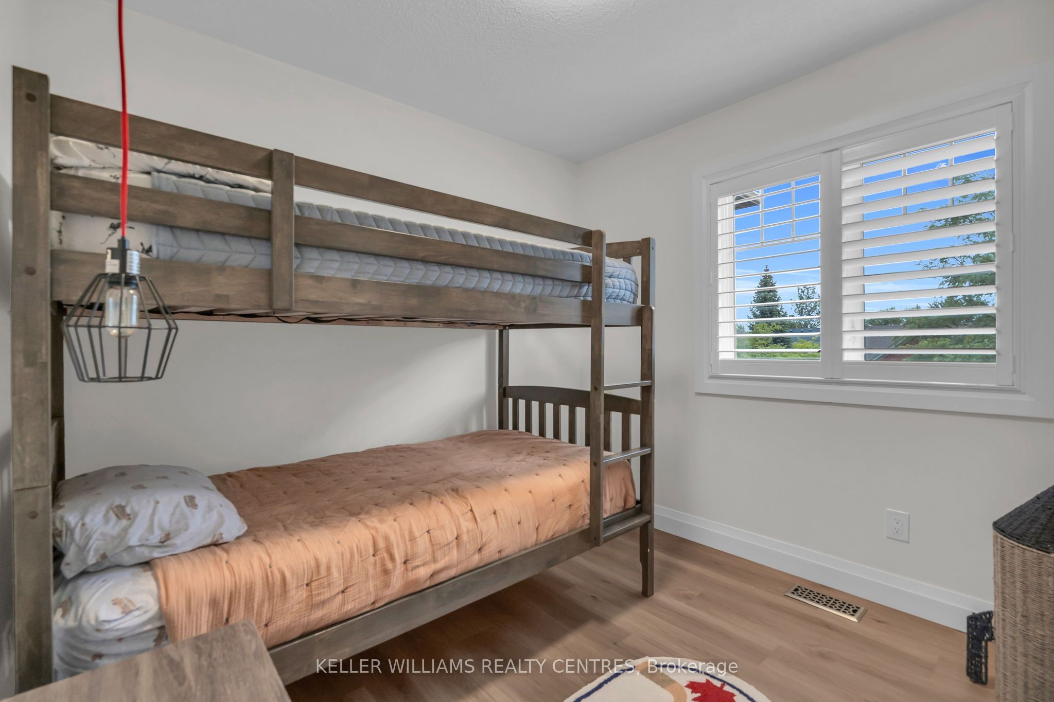 37 Bowler Street Property Photo 12