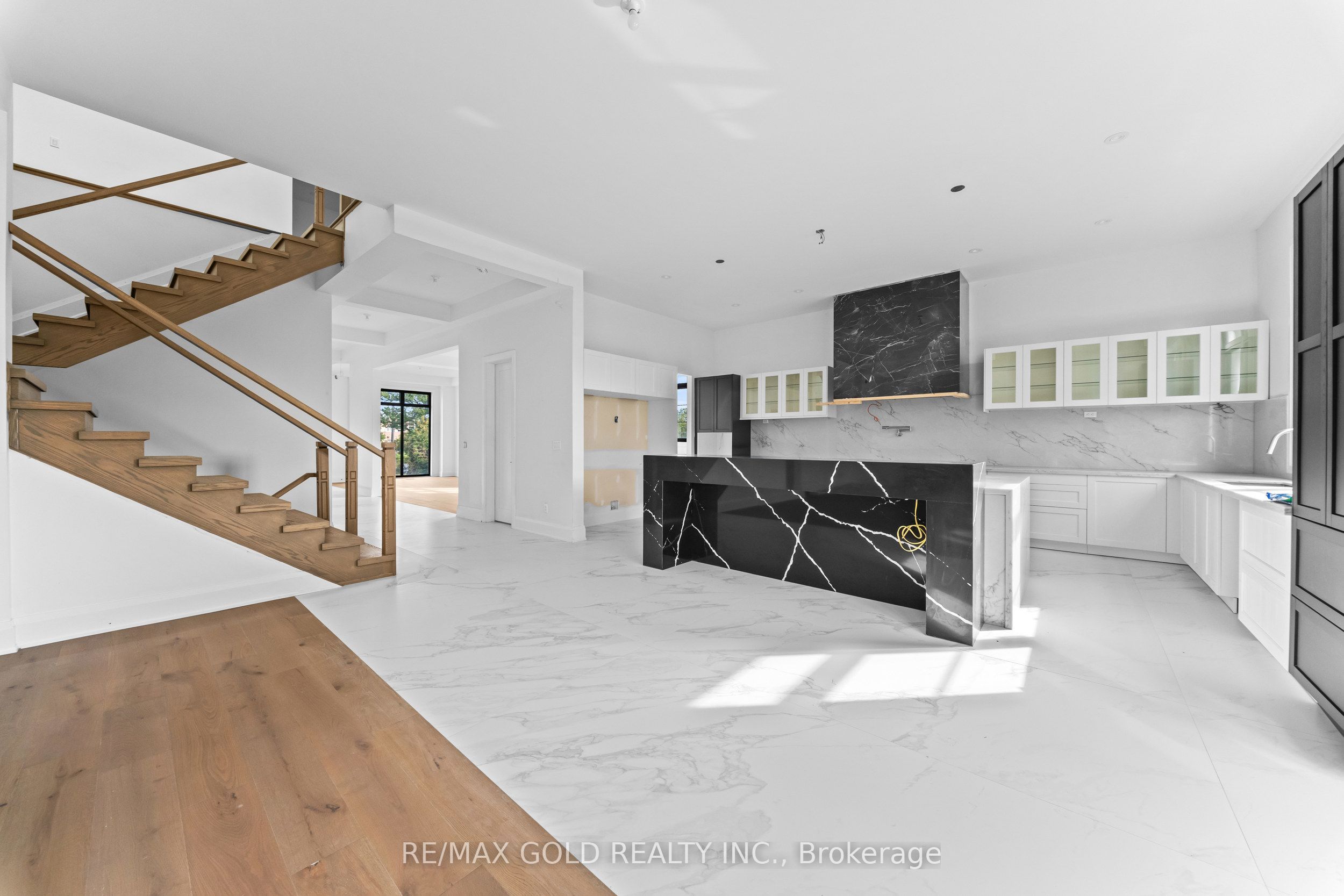 15 Mckenzie Street Property Photo 11
