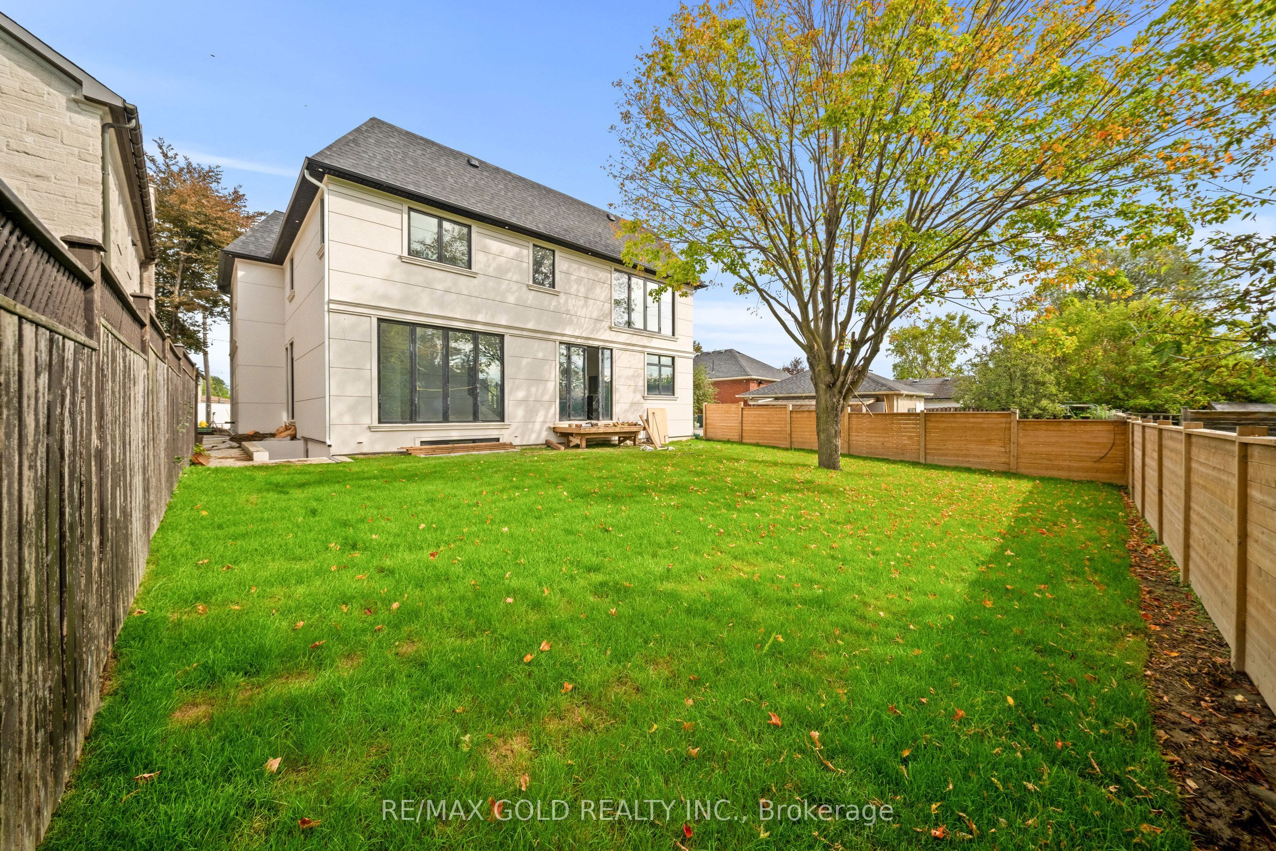 15 Mckenzie Street Property Photo 31