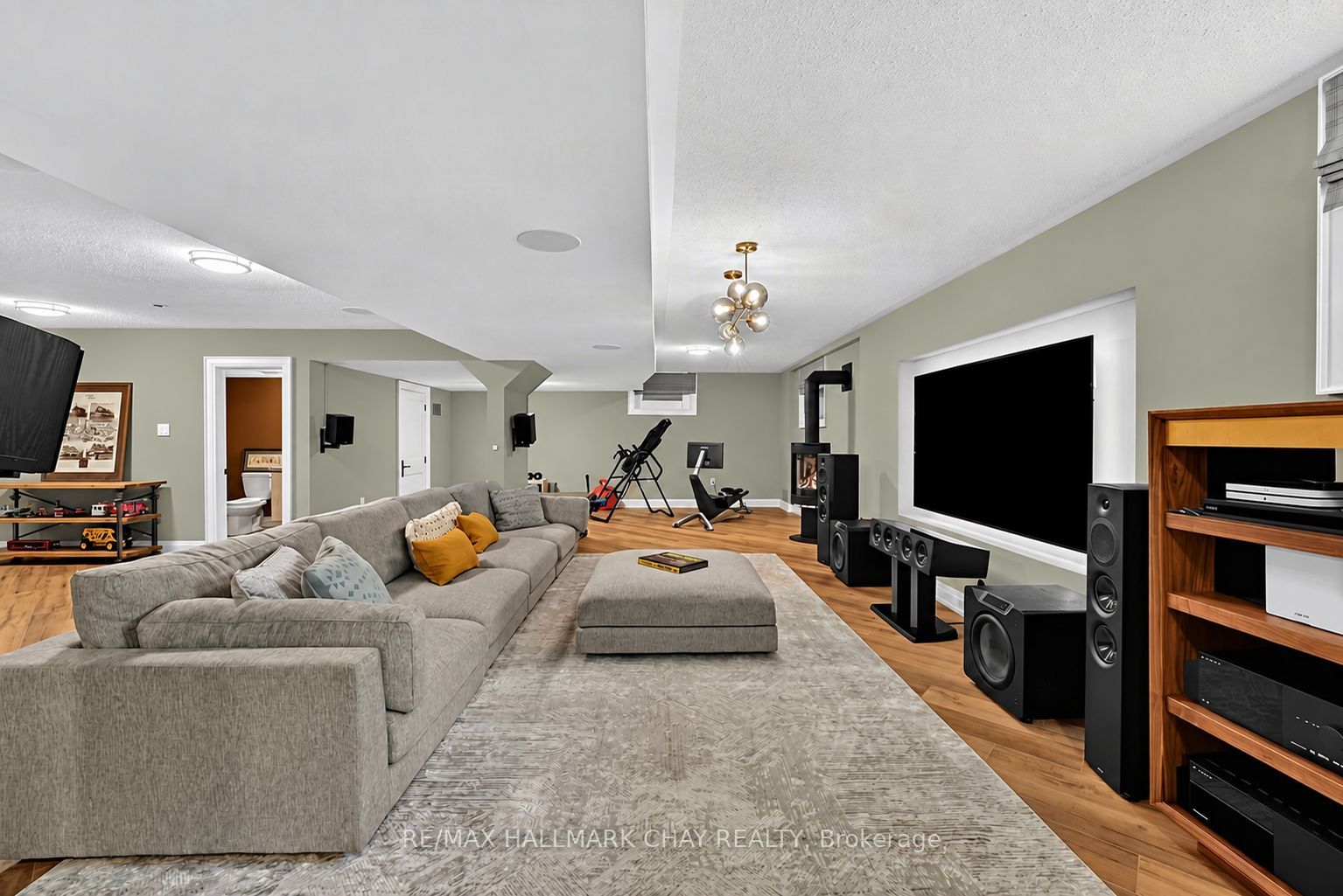 52 Copeland Crescent Property Photo 37