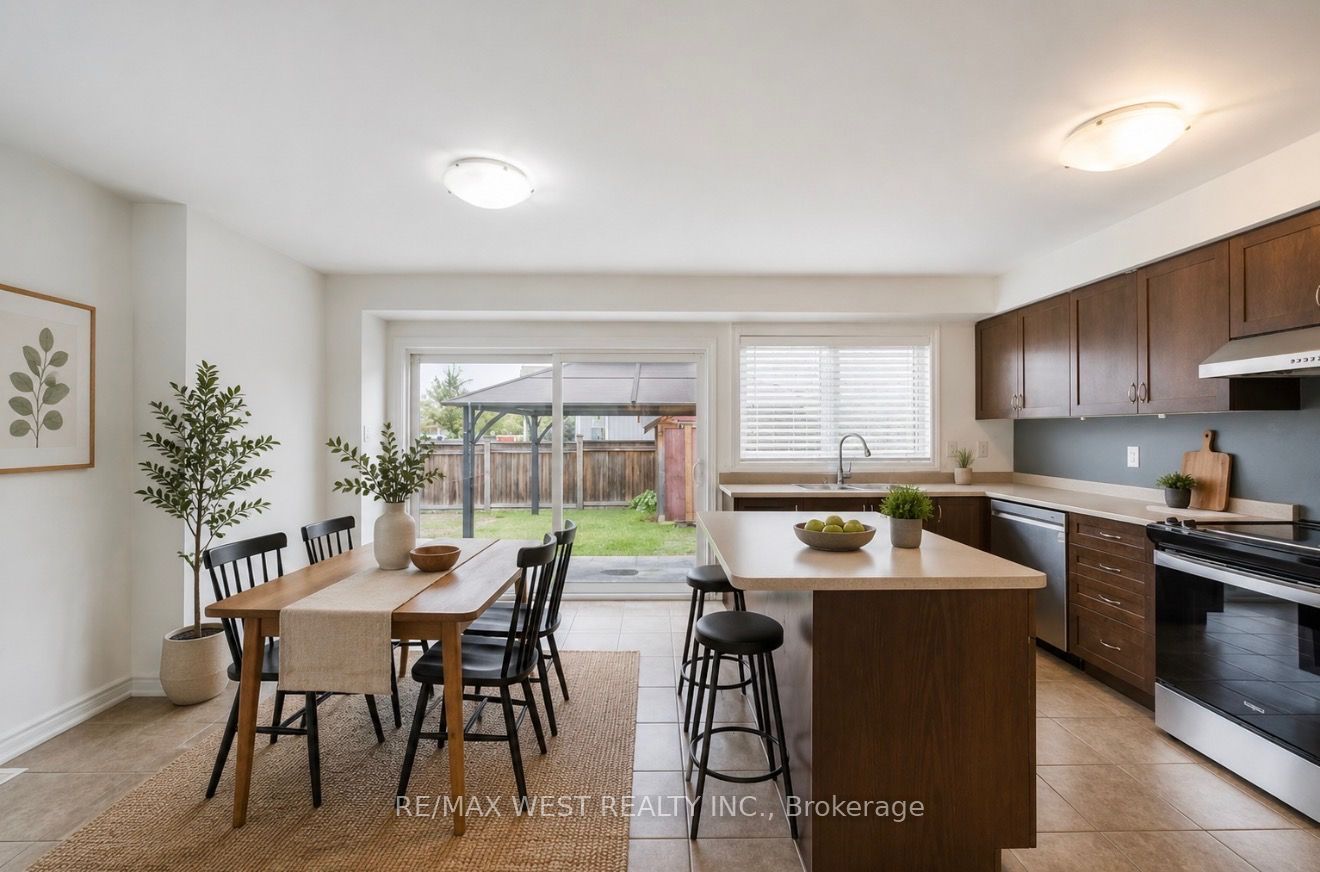 100 Swenson Street Property Photo 11