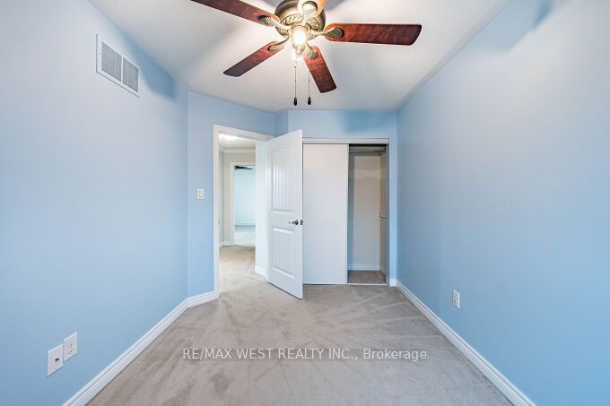 100 Swenson Street Property Photo 24